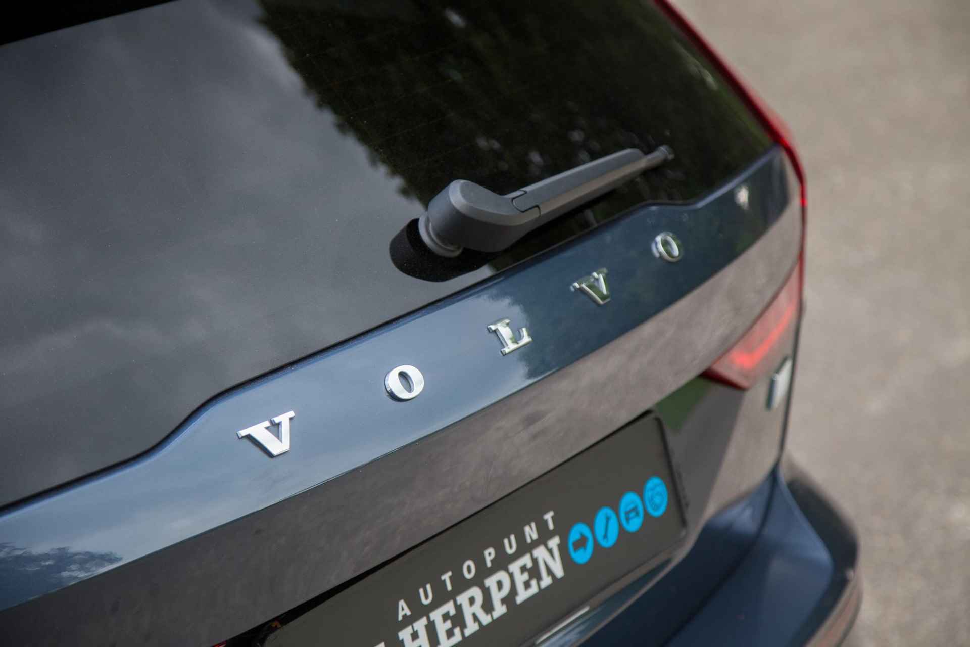 Volvo V60 2.0 T6 Recharge AWD R-Design Camera | H&K | Memorystoelen | 19 Inch - 16/50