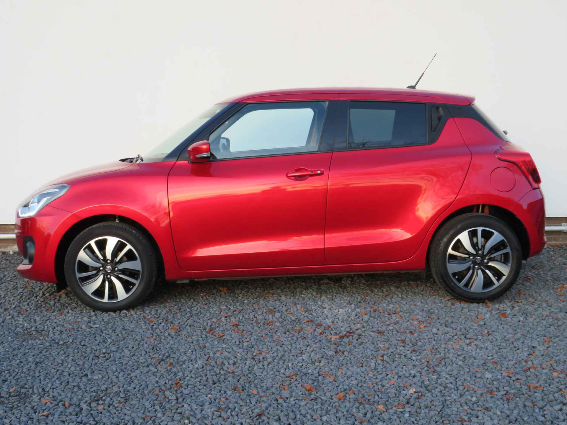 Suzuki Swift 1.2 Style Smart Hybrid Cruise en Climate Control, Navigatie, Keyless Go, 1 Eigenaar en Dealer Onderhouden - 3/33