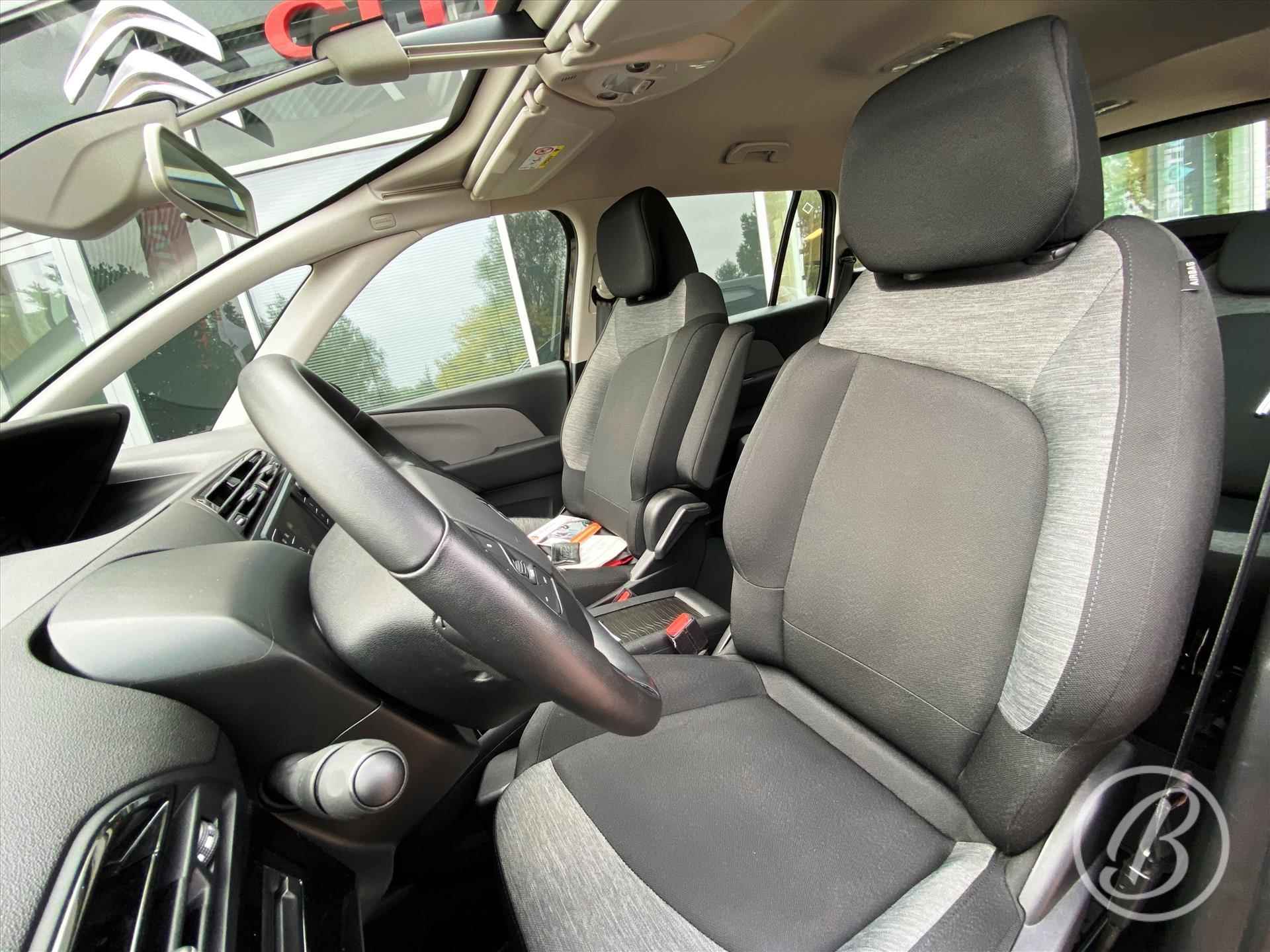 Citroen Grand C4 Spacetourer 1.2 Turbo 130pk Selection | parkeersensoren, 16 inch velgen, verwarmde voorstoelen, navigatie via applea carplay of android auto, dab, climate, cruise - 13/59