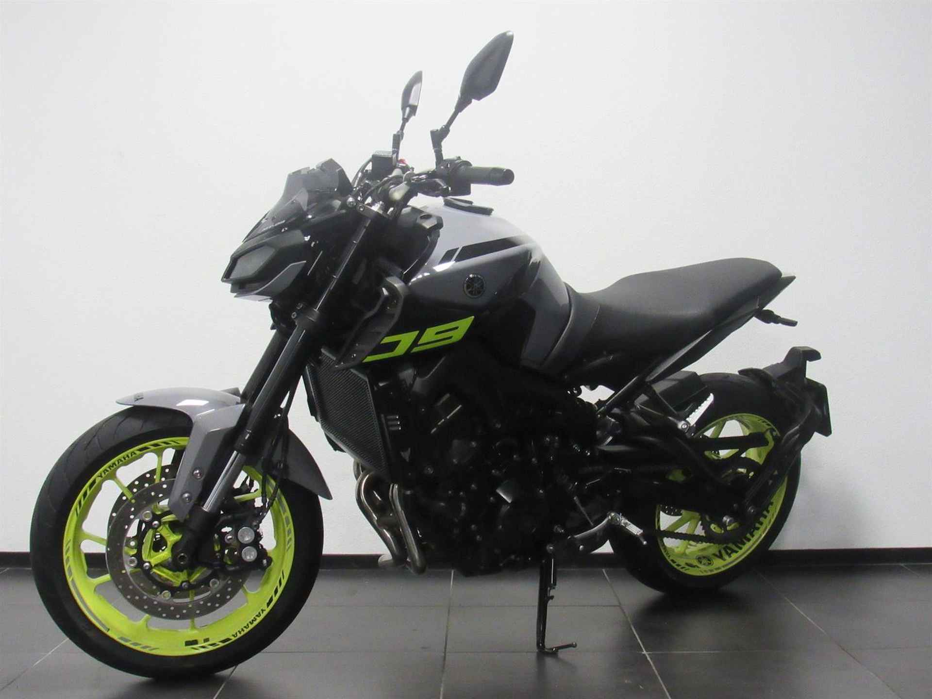 Yamaha MT 09 ABS - 2017 - 3/13