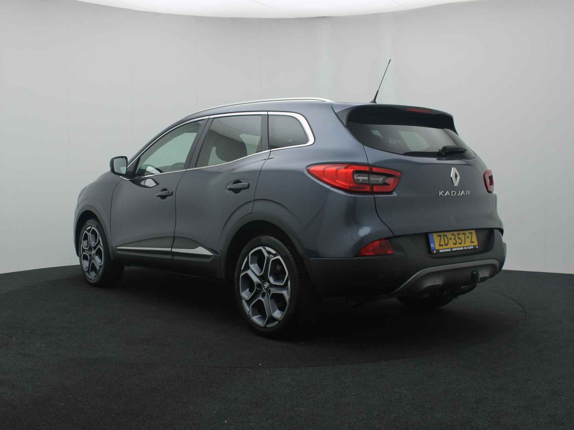 Renault Kadjar 1.2 TCe Extase | volledig onderhouden | Trekhaak | Stoelverwarming | Keyless Entry | Verwarmde Voorruit - 4/47