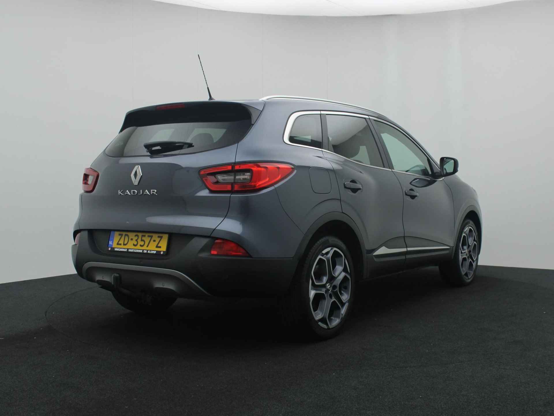 Renault Kadjar 1.2 TCe Extase | volledig onderhouden | Trekhaak | Stoelverwarming | Keyless Entry | Verwarmde Voorruit - 6/47