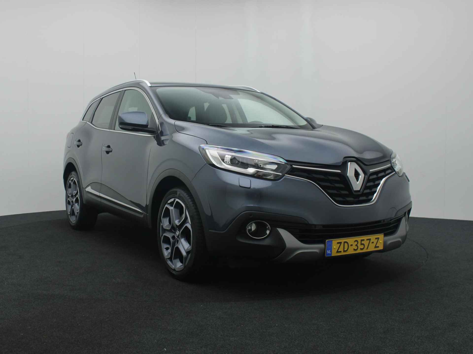 Renault Kadjar 1.2 TCe Extase | volledig onderhouden | Trekhaak | Stoelverwarming | Keyless Entry | Verwarmde Voorruit - 8/47