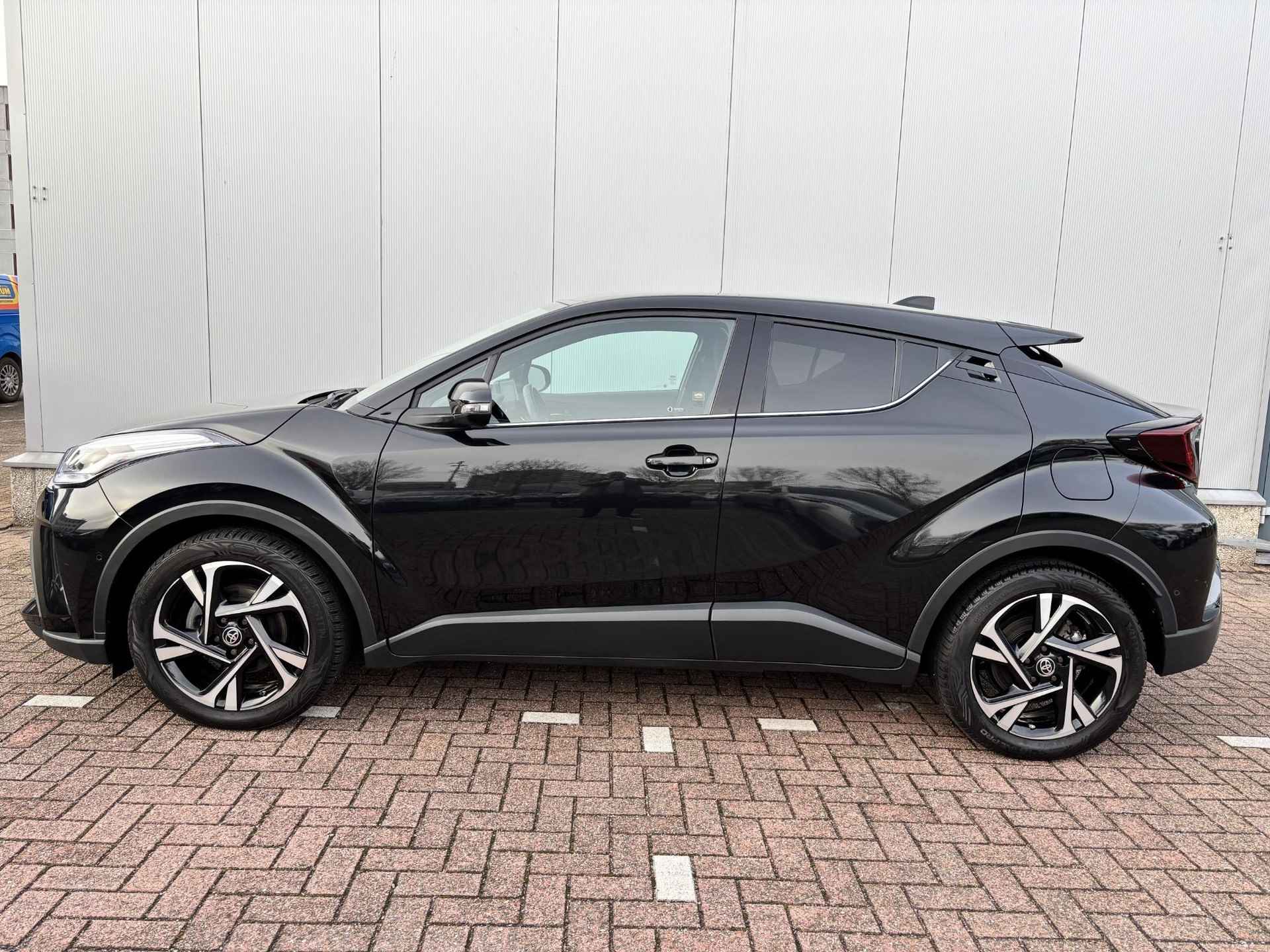 Toyota C-HR 2.0 Hybrid Style Limited, ,BSM, Apple carplay, Android auto, Allseason banden, Parkeerassistent - 7/45