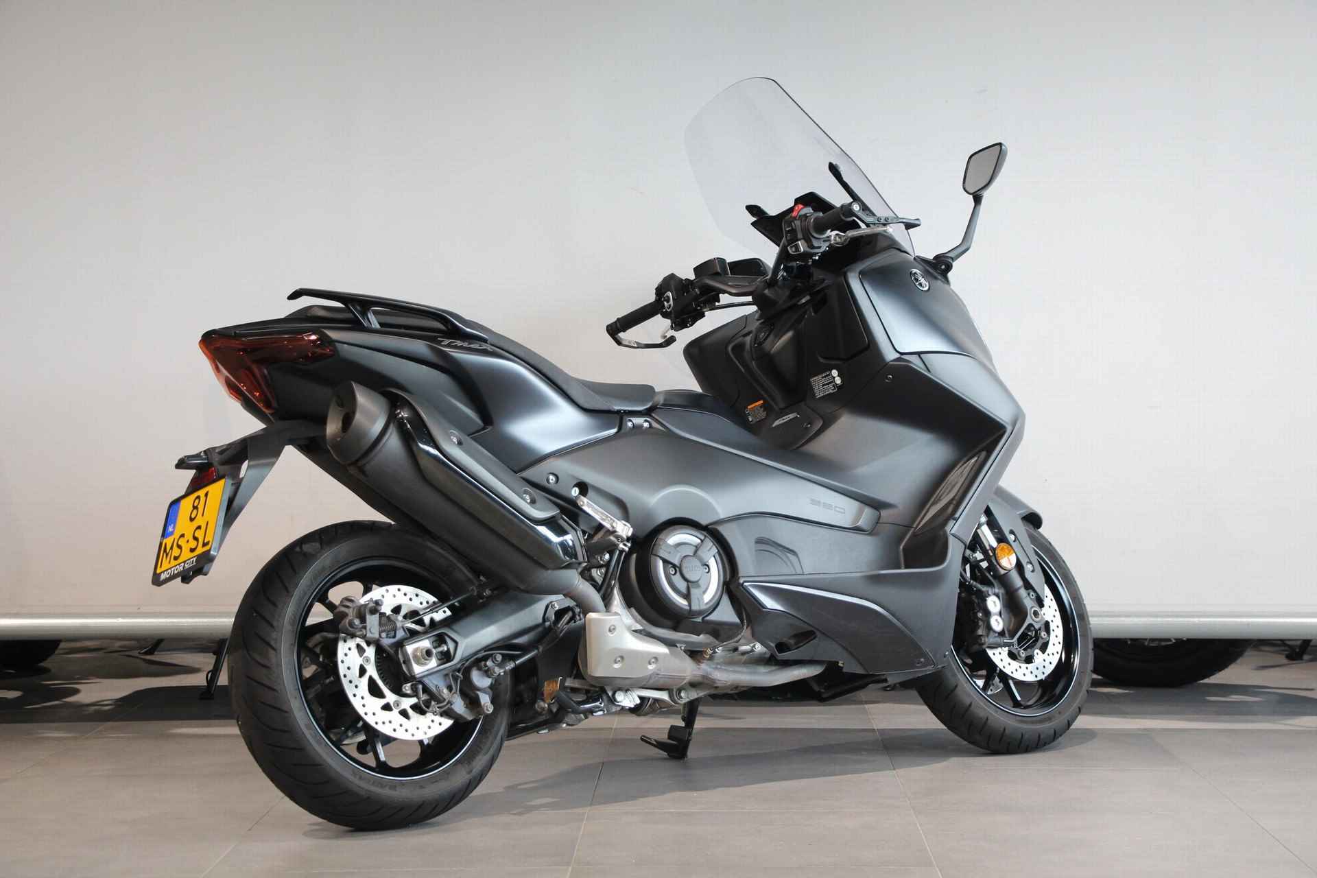 Yamaha T-MAX 560 - 8/12