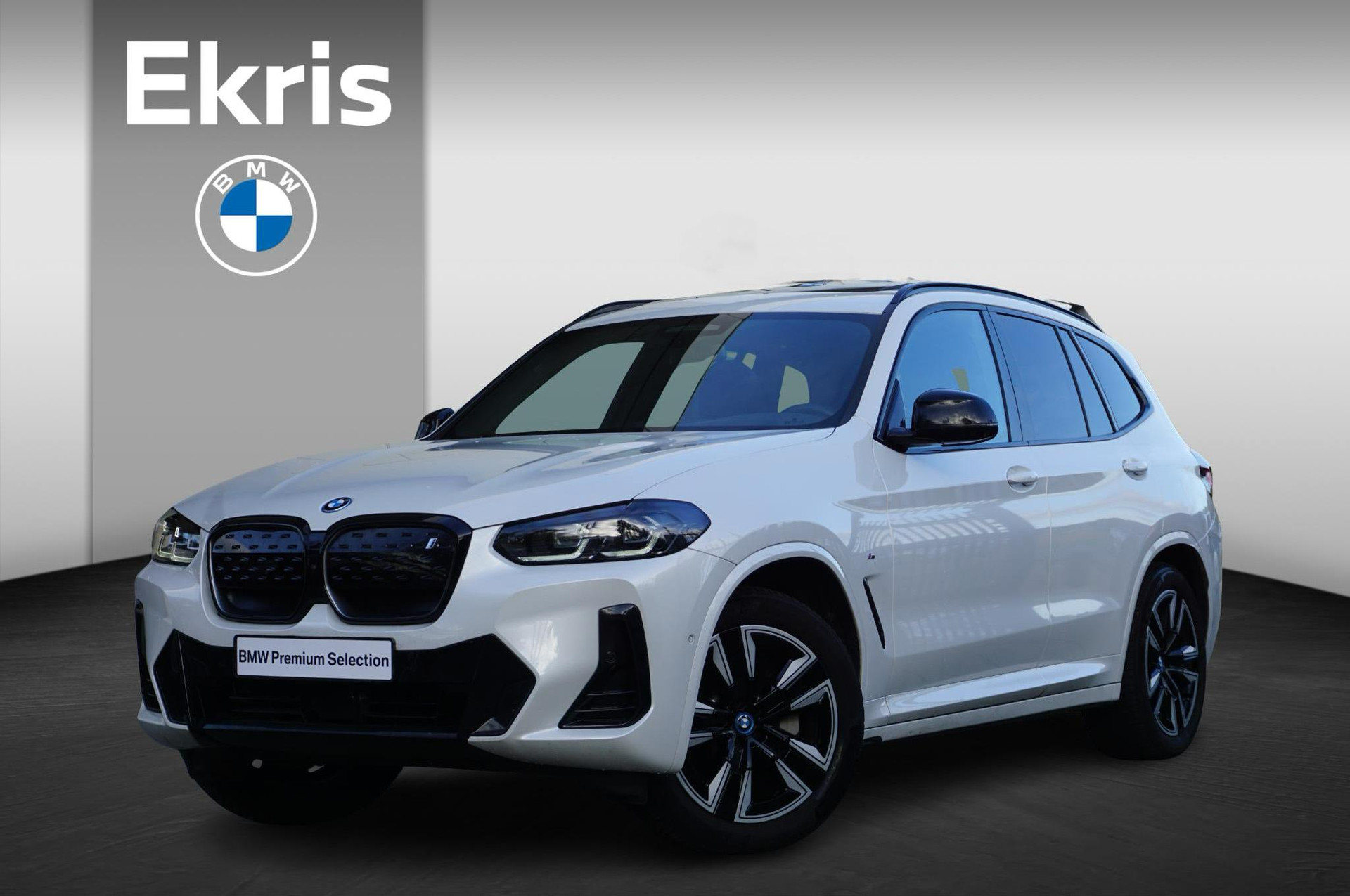 BMW iX3 80 kWh High Executive | M Sportpakket | Glazen Panoramadak | Driving Assistant Professional | Head-Up Display | Harman Kardon | 20inch LMV