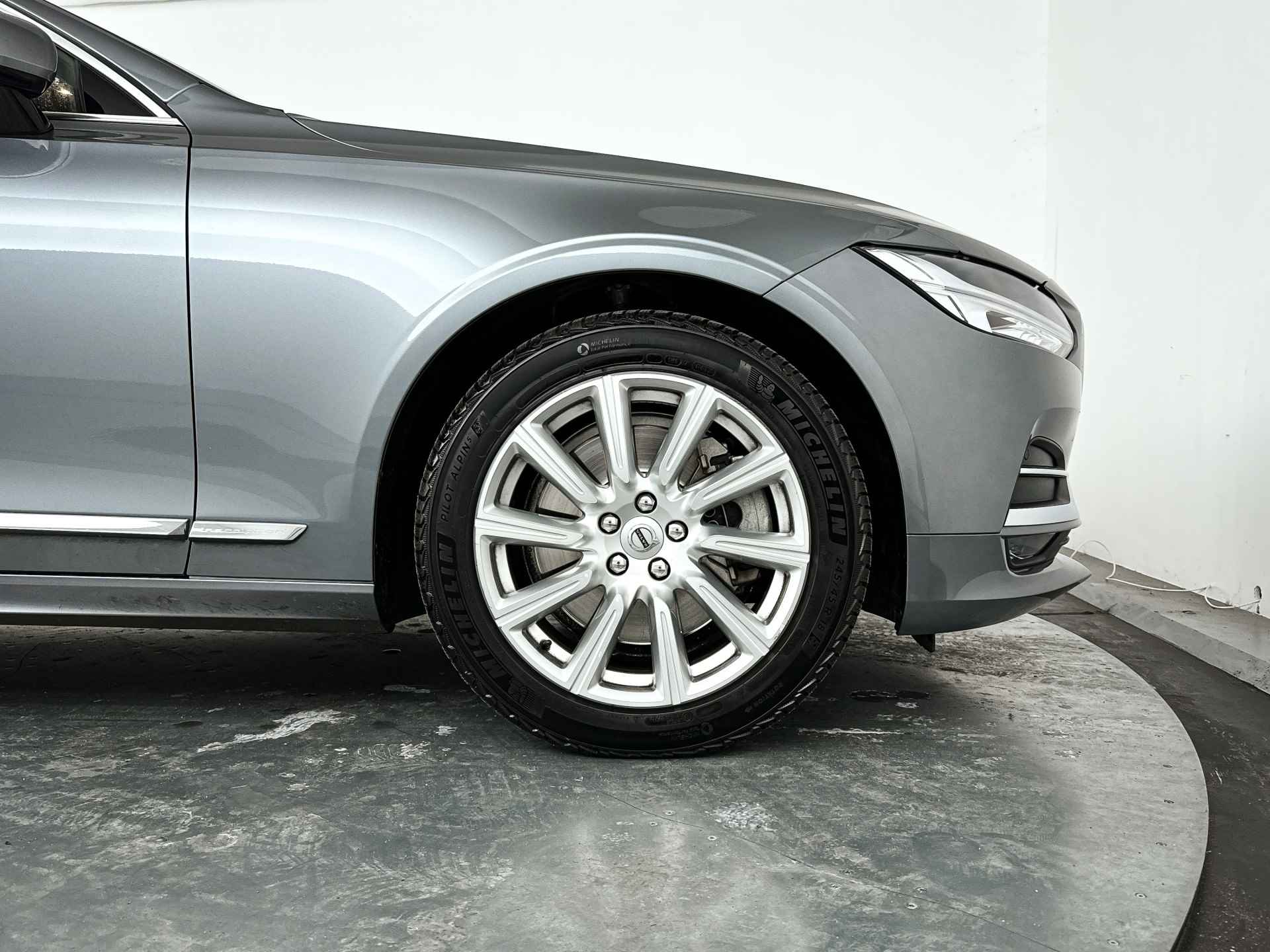 Volvo S90 T4 Aut. Business Luxury | Stoelverwarming | Pilot Assist - 36/39