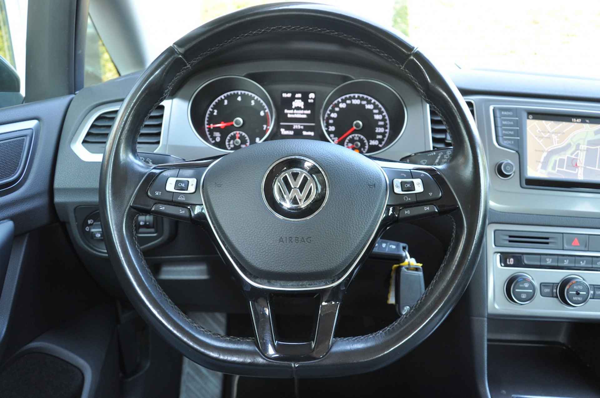 Volkswagen Golf Sportsvan Trekhaak Navi 1.2 TSI Easyline - 10/23