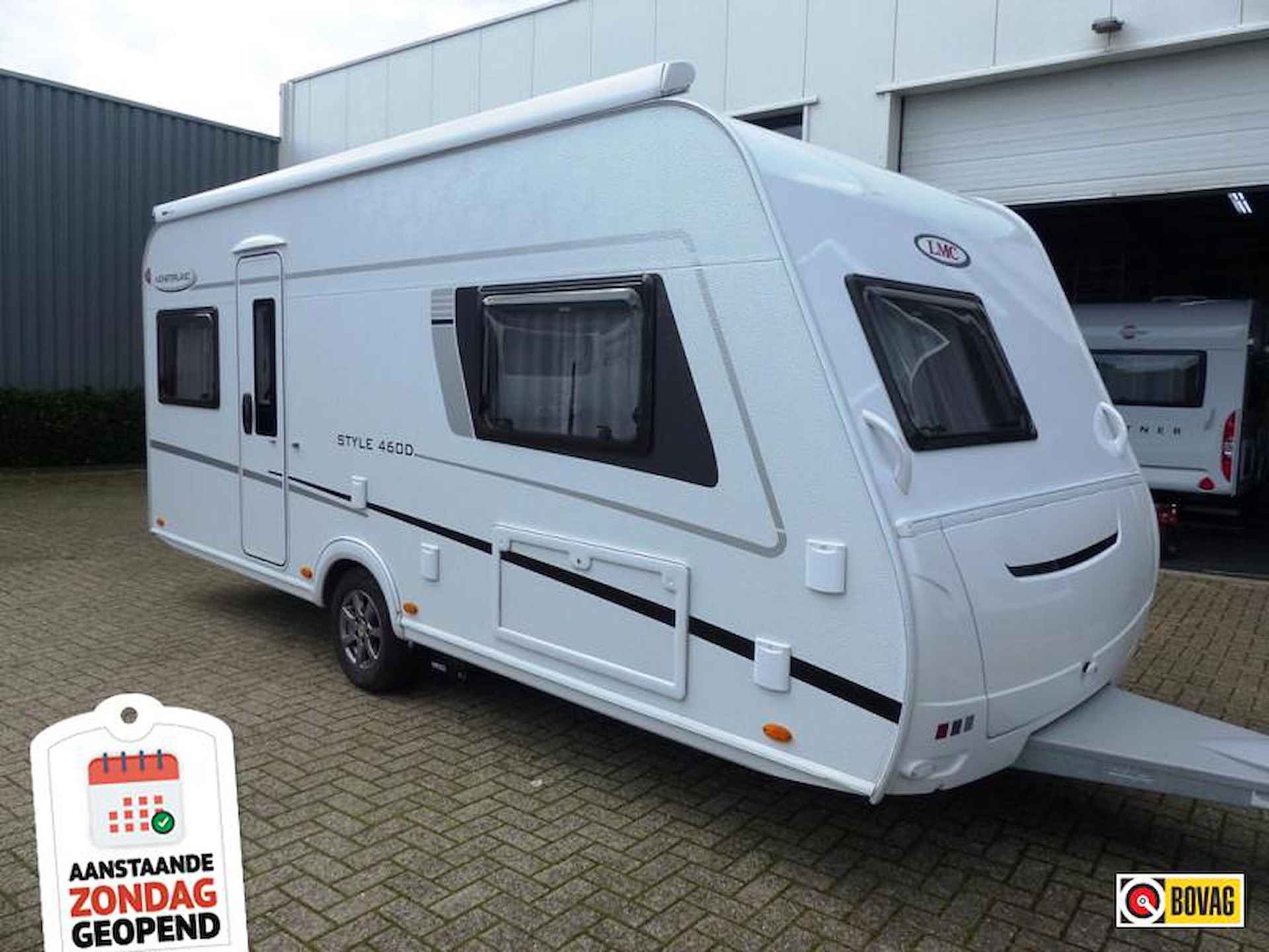 LMC Style Comfort 460 D met luifel en mover