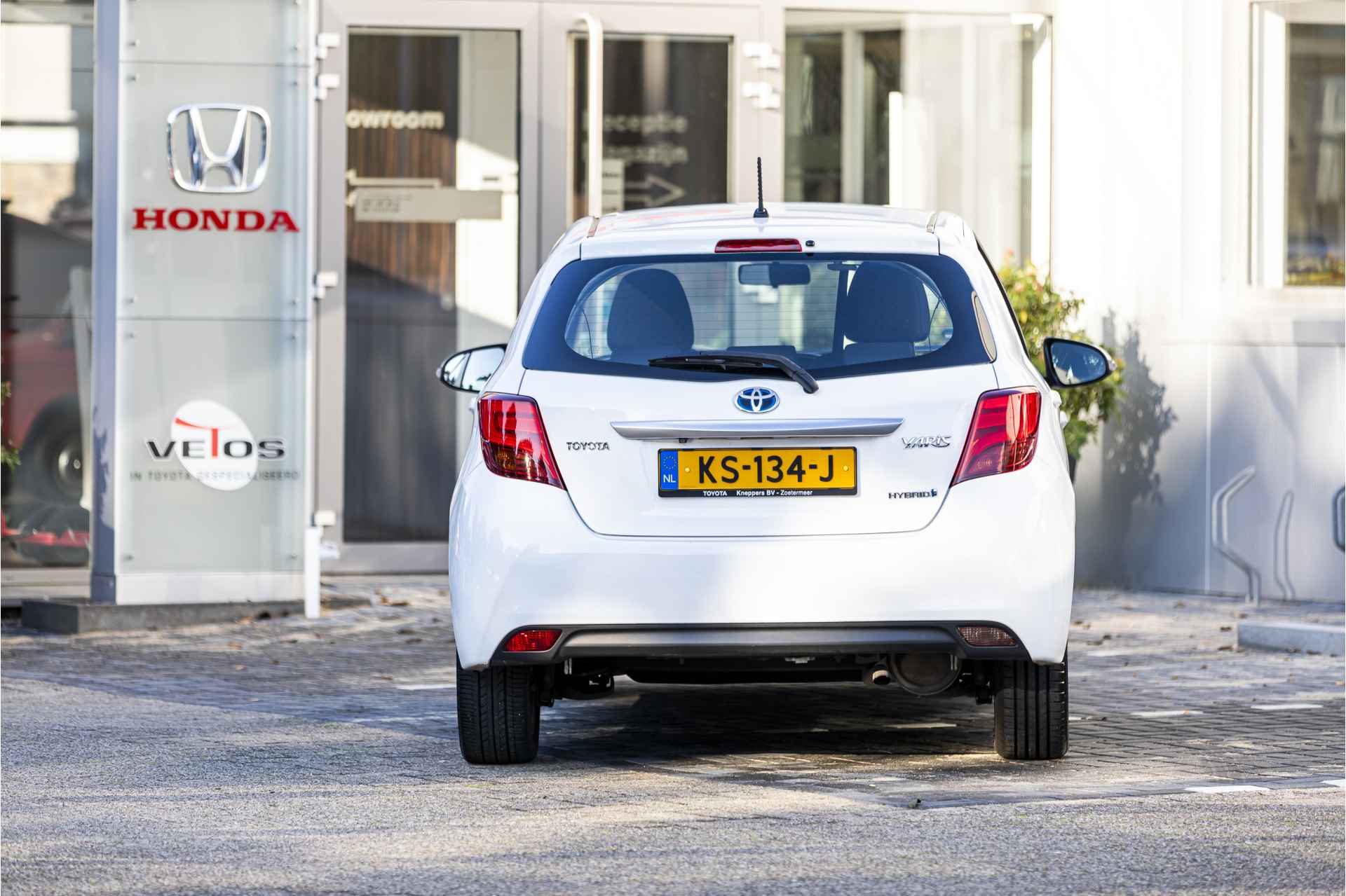 Toyota Yaris 1.5 Hybrid Business Plus , All-in Rijklaarprijs - 30/33