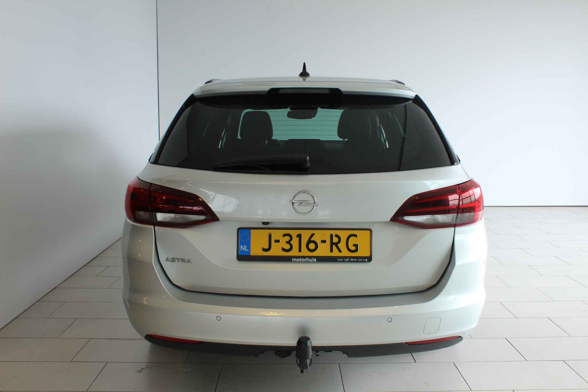 Opel Astra Sports Tourer 1.2 Turbo 145pk Ultimate AGR TREKHAAK WINTERPACK CAMERA CARPLAY - 2/28