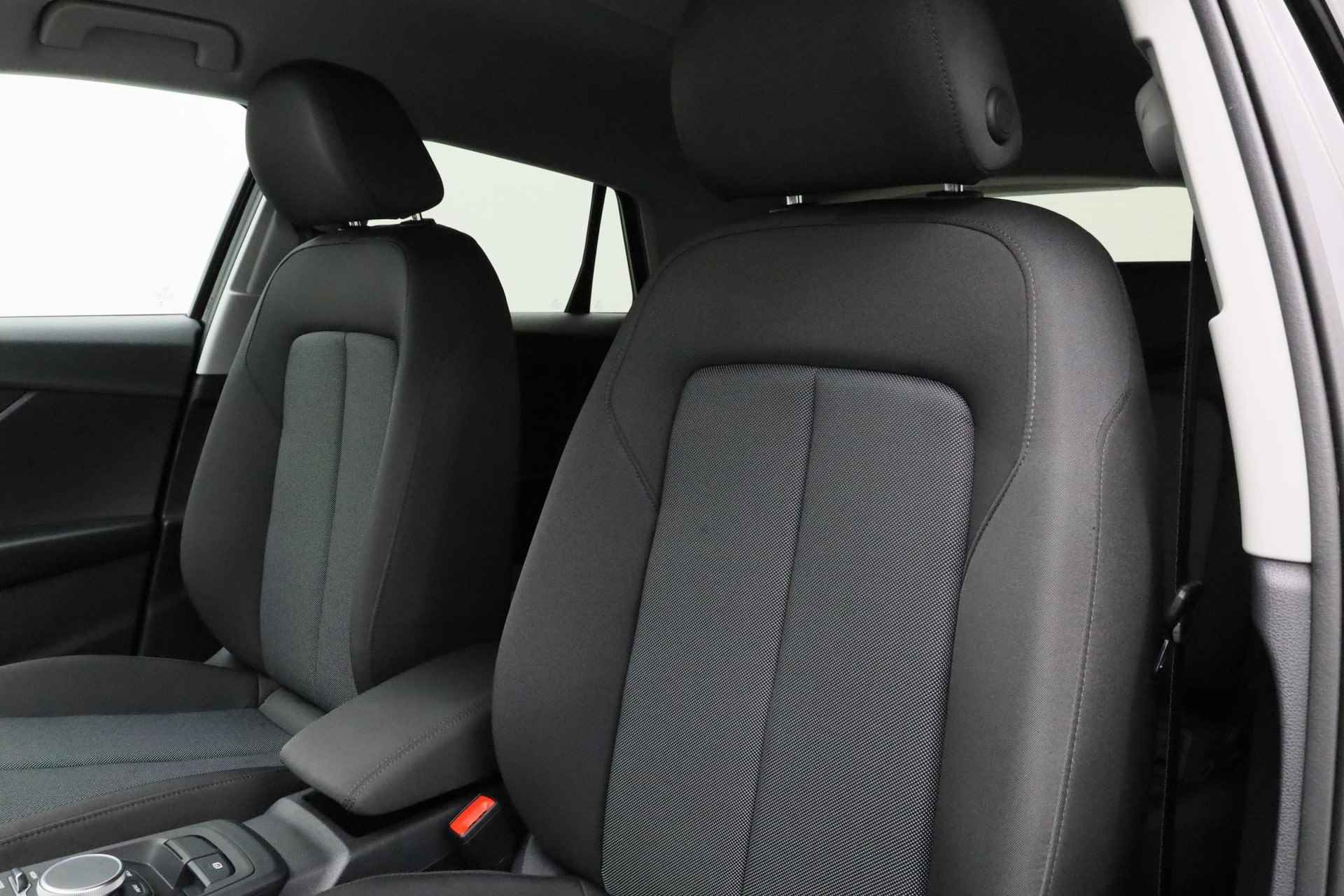 Audi Q2 35 TFSI 150PK S-tronic Advanced edition / S-Line | Navi | Virtual Cockpit | 17 inch - 10/35
