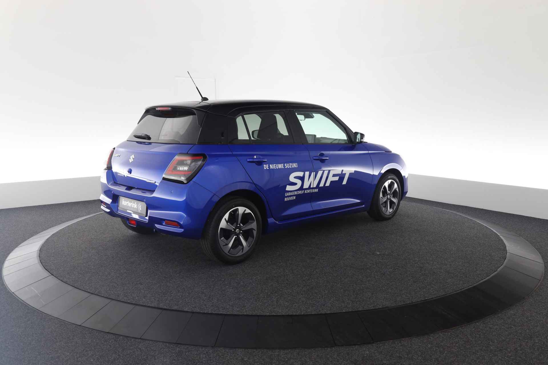 Suzuki Swift 1.2 Style Smart Hybrid - 4/45
