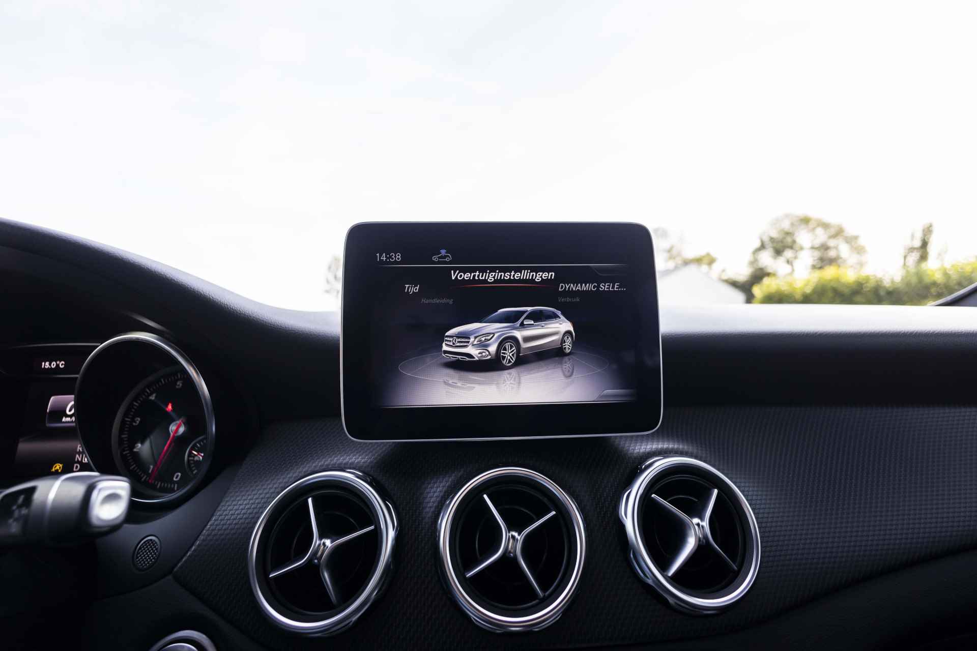 Mercedes-Benz GLA 180 Business Solution | Automaat | Camera | Carplay | NL Auto - 27/45