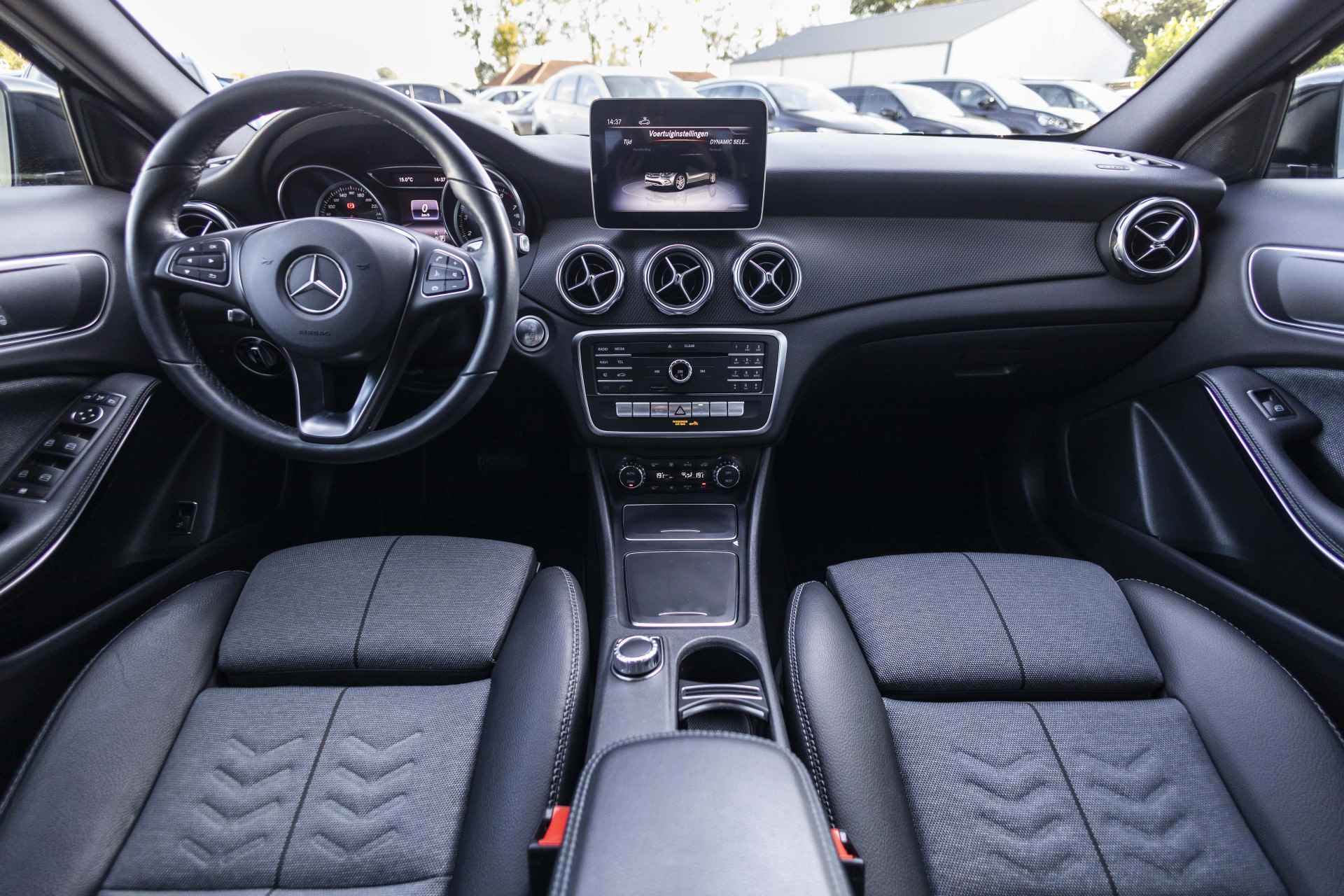 Mercedes-Benz GLA 180 Business Solution | Automaat | Camera | Carplay | NL Auto - 37/45