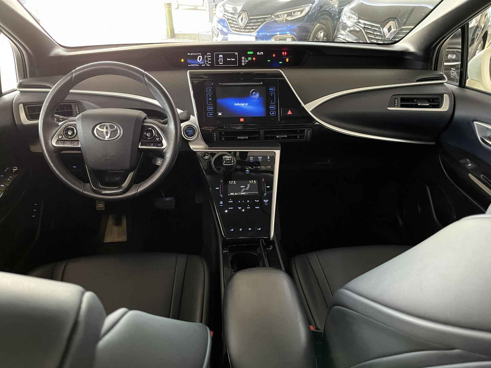 Toyota Mirai FCV Executive - 5/36