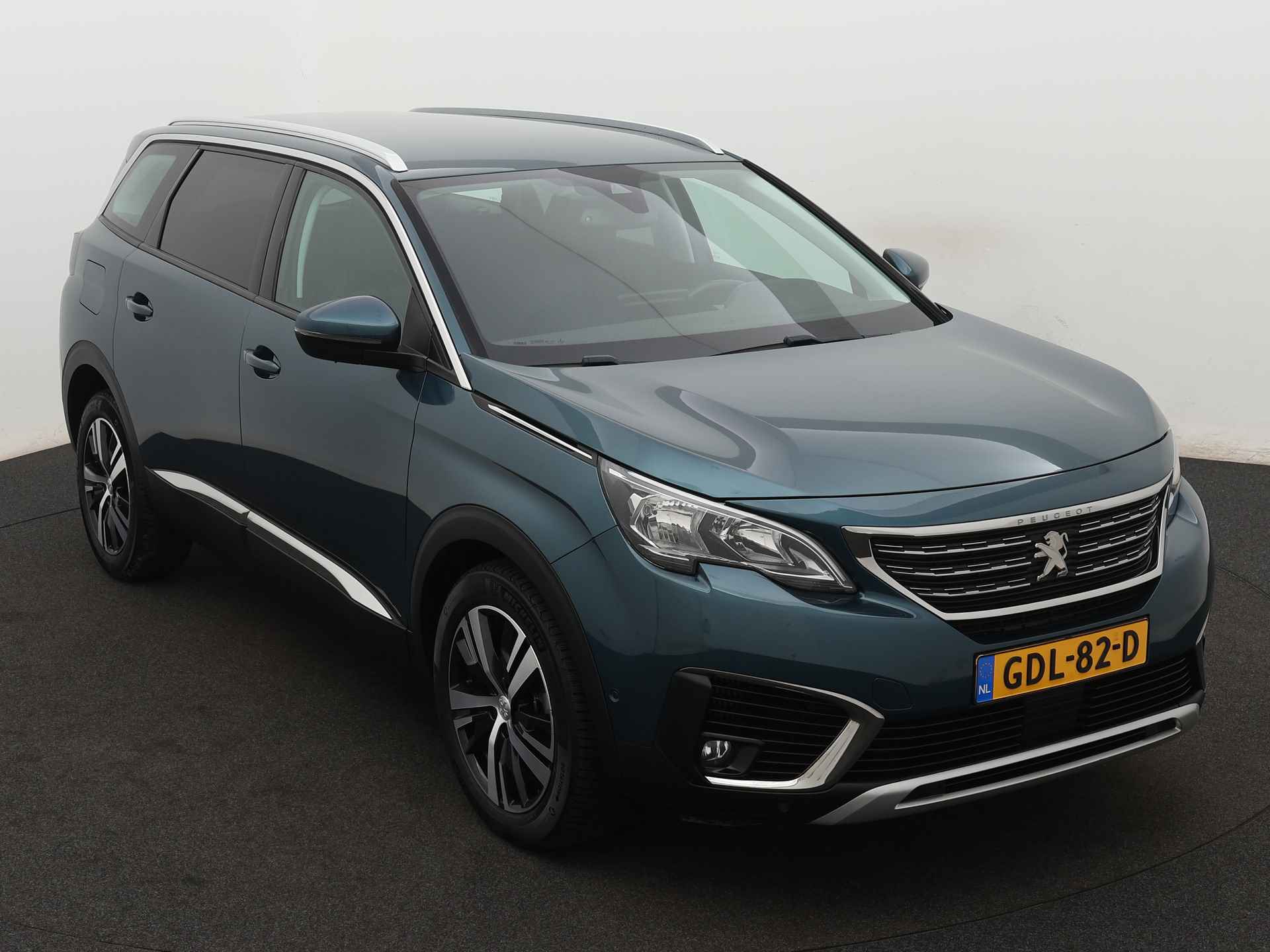 Peugeot 5008 1.2 PureTech 130pk Allure Limited | Navigatie | Camera | Climate | Cruise | Lichtmetalen Velgen | - 29/44