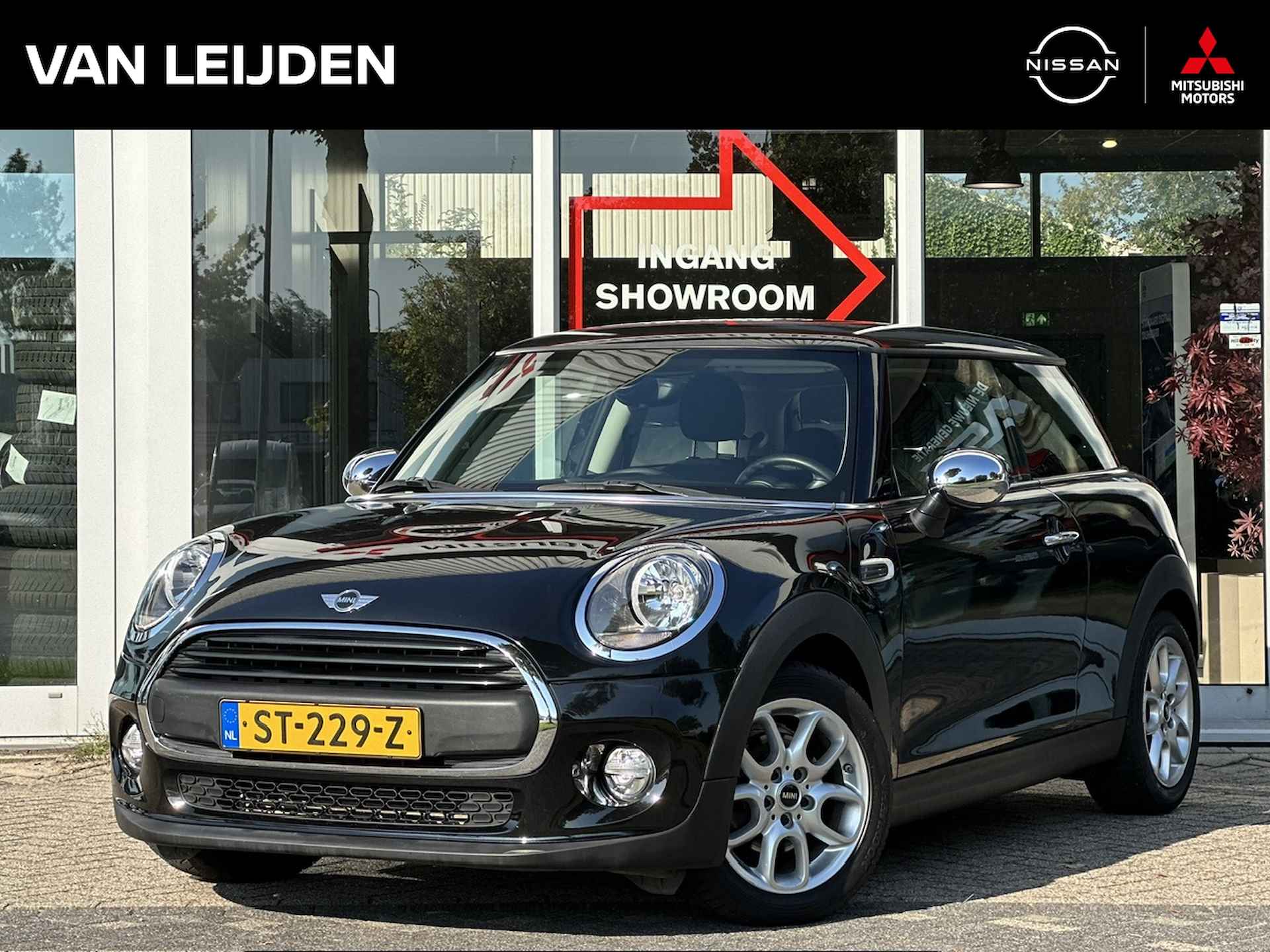 MINI Mini 3-Deurs (f56) 1.5 One First | Navigatie | Airco | Apple CarPlay | Cruise Control - 1/27