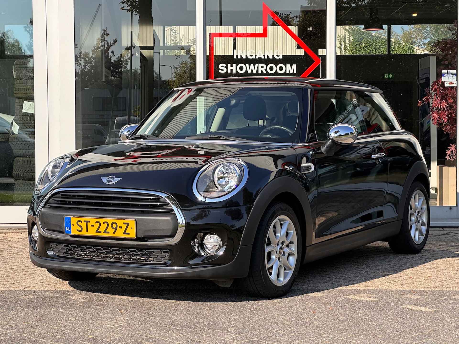 MINI Mini 3-Deurs (f56) 1.5 One First | Navigatie | Airco | Apple CarPlay | Cruise Control - 25/27