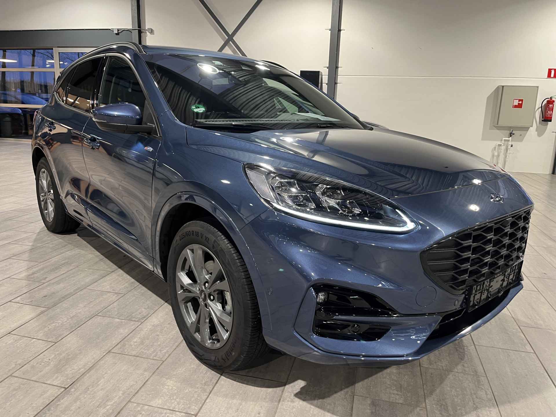 Ford Kuga 2.5 PHEV 225pk ST-Line X | Trekhaak I Adapt Cruise I AGR stoelen I Winter Pack I 2 Camera's | fabr. gar. tm 12-2027 - 35/40