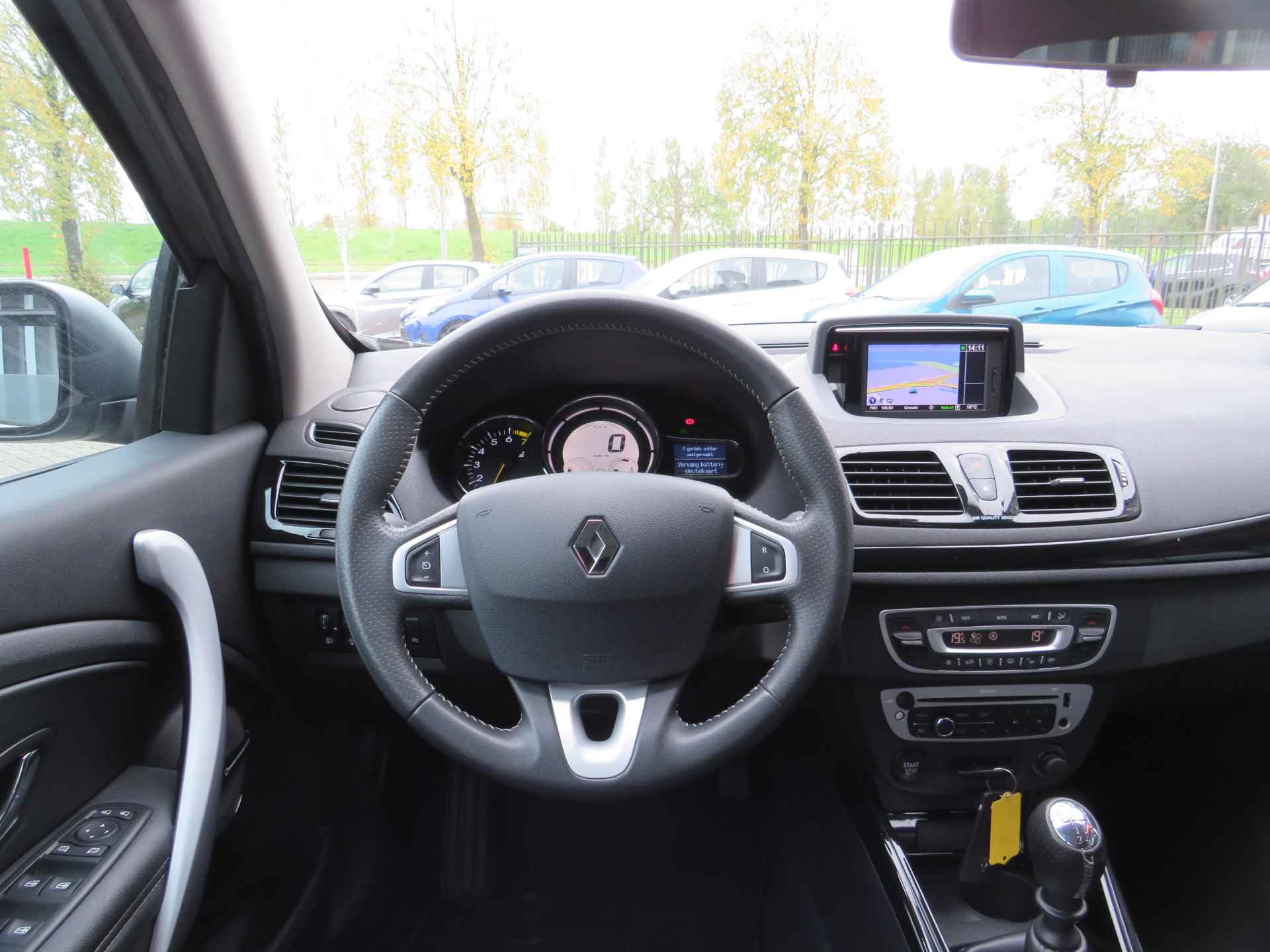 Renault Mégane Estate 1.2 TCe Bose| 115-PK| | Clima-Airco | Navigatie | Parkeersensoren | Incl. Garantie | Trekhaak | Bluetooth | - 18/43