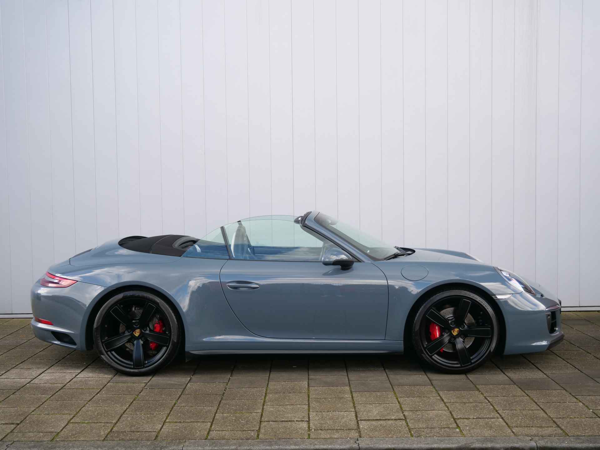 Porsche 911 Cabrio 3.0 Carrera GTS 451 Pk Automaat Navigatie / PDC / Camera / DAB - 3/50