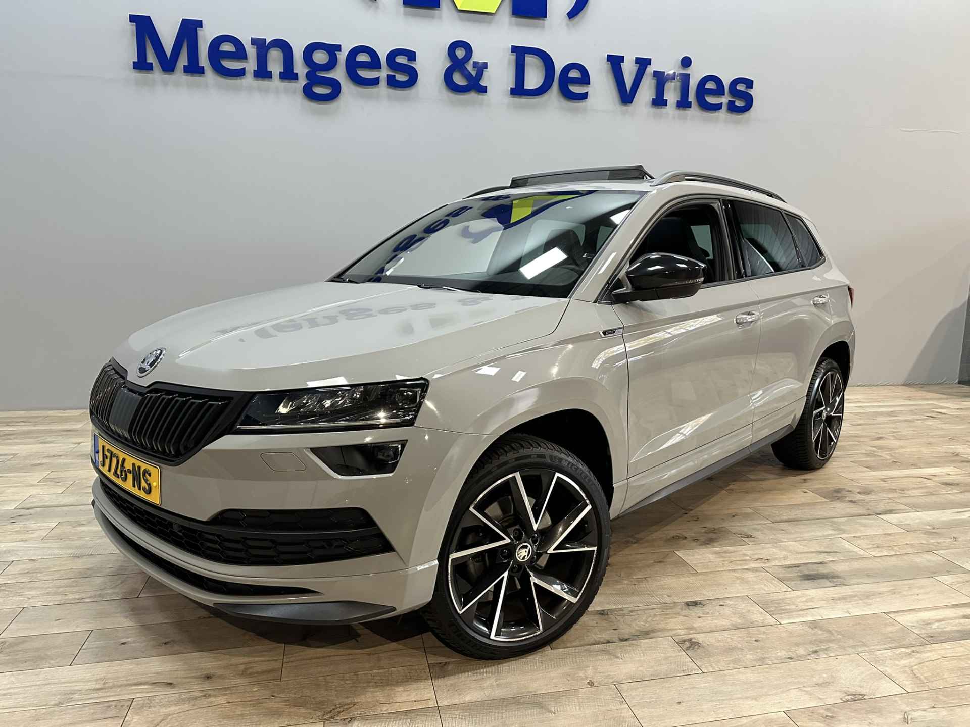 Škoda Karoq 1.5 TSI ACT Sportline Business Airco ECC | Virtual | Panorama | Adaptive Cruise | Canton | LED | Camera | Apple Carplay Android Auto | Isofix | NAP | - 7/52