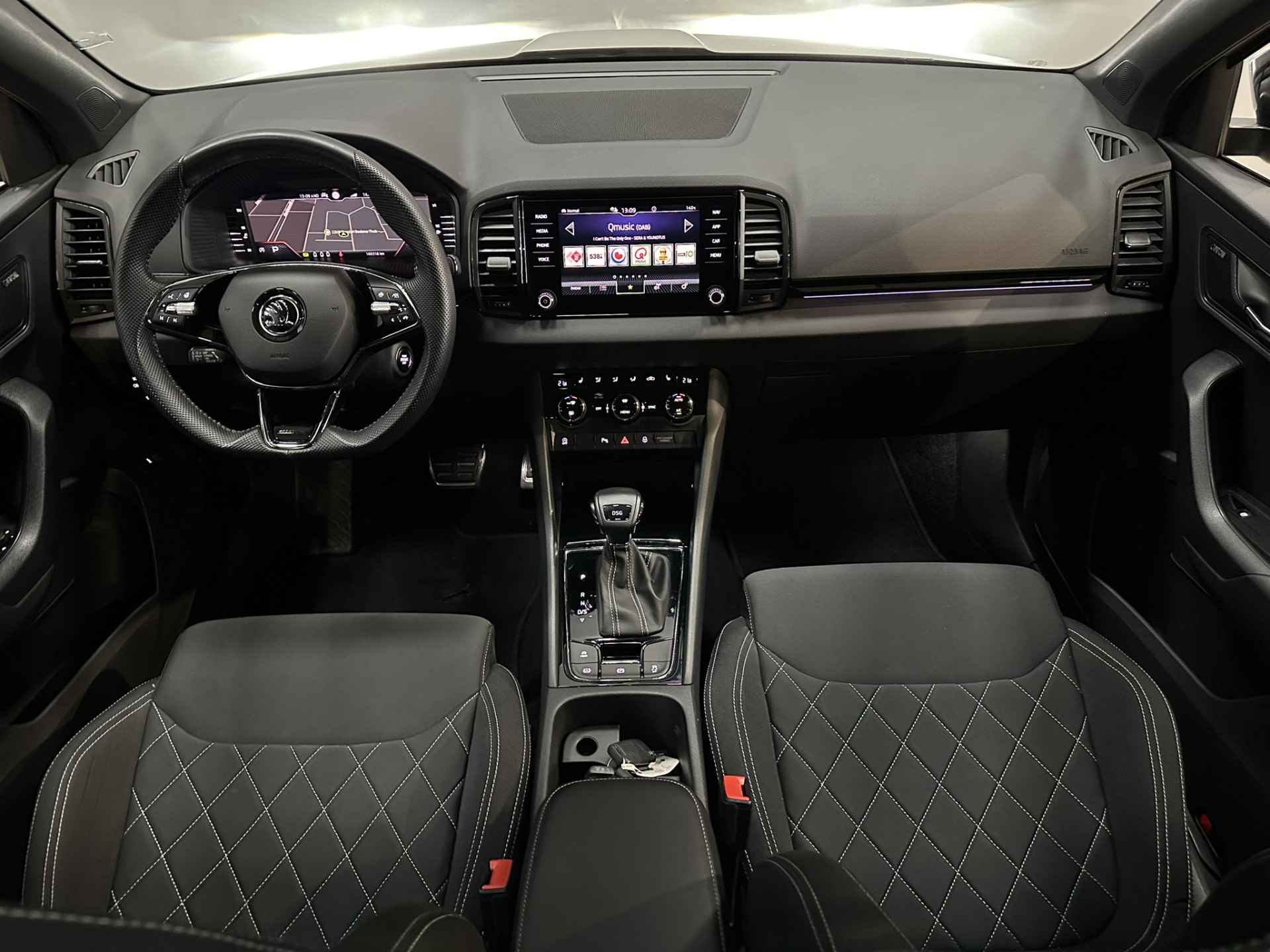 Škoda Karoq 1.5 TSI ACT Sportline Business Airco ECC | Virtual | Panorama | Adaptive Cruise | Canton | LED | Camera | Apple Carplay Android Auto | Isofix | NAP | - 37/52