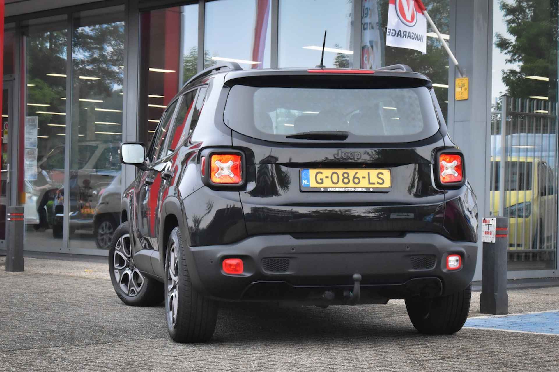 Jeep Renegade 1.6 E-Torq Night Eagle II / TREKHAAK / PDC / CLIMA / CRUISE - 7/21