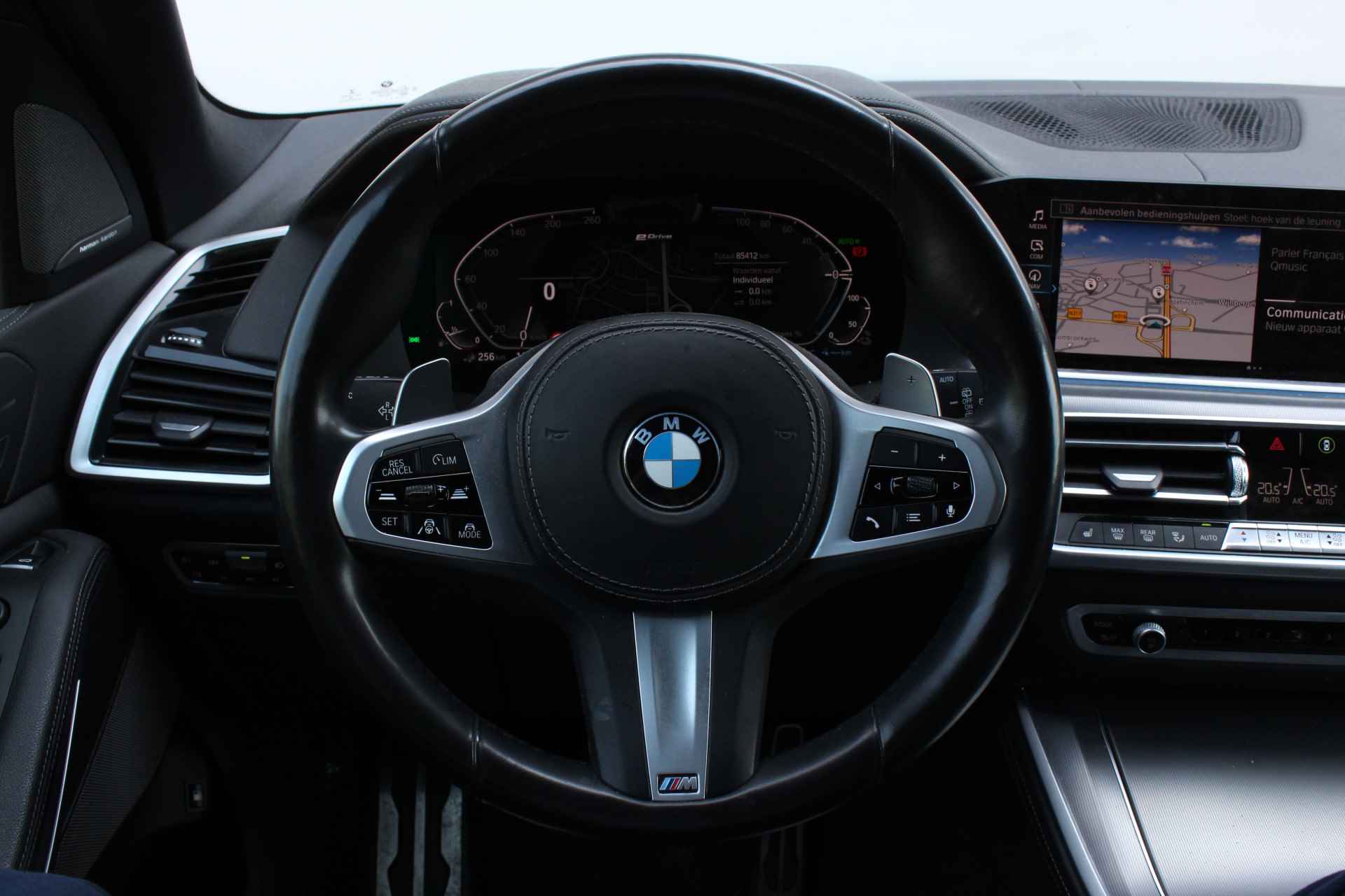 BMW X5 xDrive45e High Executive M Sport Automaat / Adaptive Air Suspension / Stoelverwarming / Adaptieve LED / Harman Kardon / Live Cockpit Professional / Parking Assistant Plus - 26/30