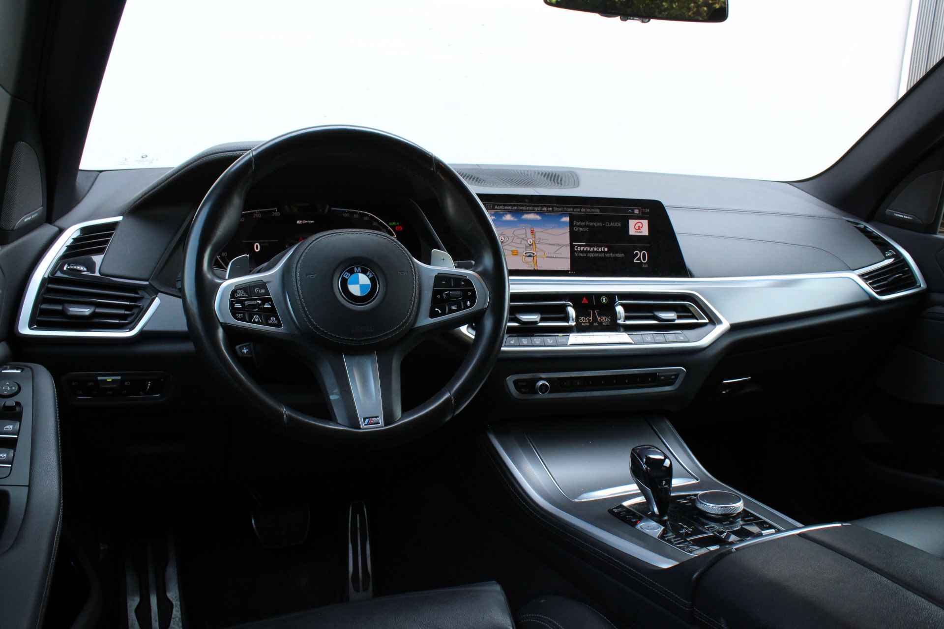 BMW X5 xDrive45e High Executive M Sport Automaat / Adaptive Air Suspension / Stoelverwarming / Adaptieve LED / Harman Kardon / Live Cockpit Professional / Parking Assistant Plus - 28/30