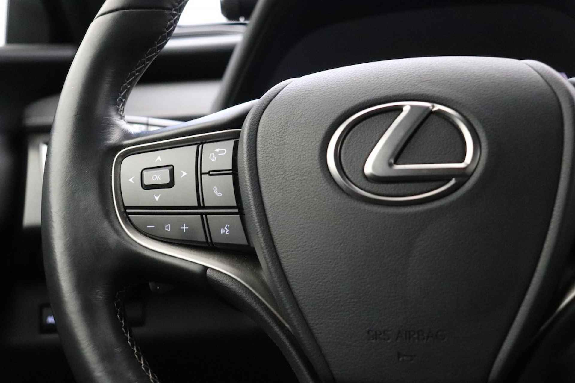 LEXUS Ux 300e Business 54 kWh - Navi, Camera - 16/28