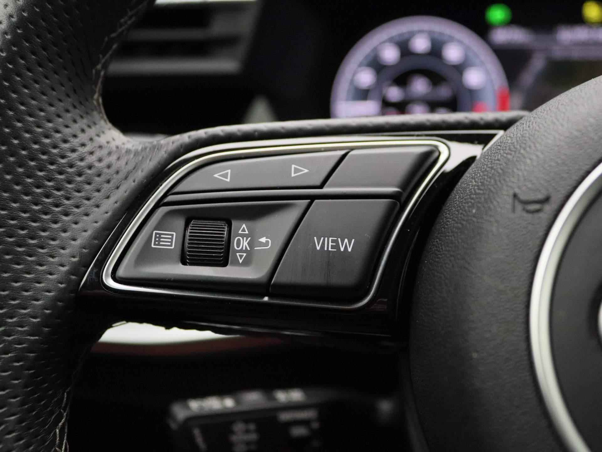 Audi A3 Sportback 45 TFSI e S edition Competition | S-Line | Navigatie | Panoramadak | 19 inch | Trekhaak | Stoelverwarming | LED | - 24/43