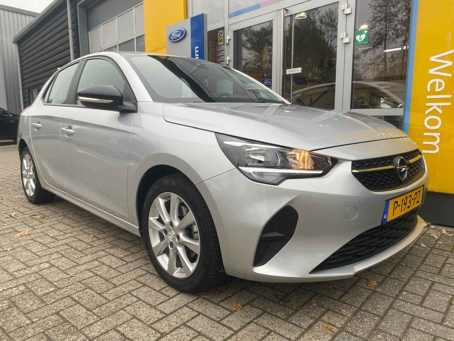 Opel Corsa 1.2 100PK Edition | NAVIGATIE| CAMERA| AIRCO| CRUISE CONTROL| DAB| BLUETOOTH| - 9/33