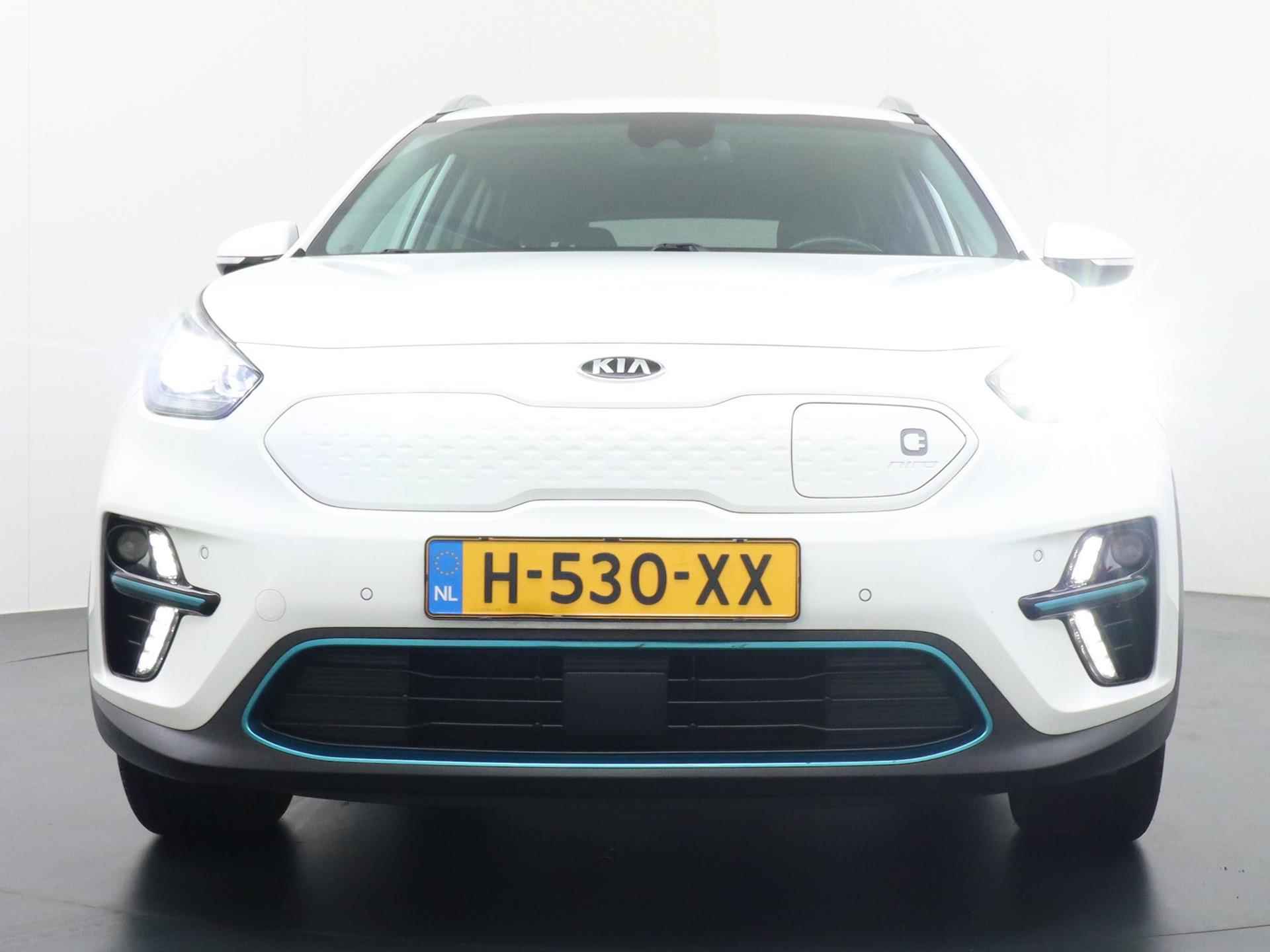 Kia E-Niro Executive Line 64 kWh VAN 25.900 ,- VOOR 23.877,- EINDEJAARSVOORDEEL: 2.570,-|ORIG. NL. NAP KM.|KIA GARANTIE T/M 6-2027 - 4/48