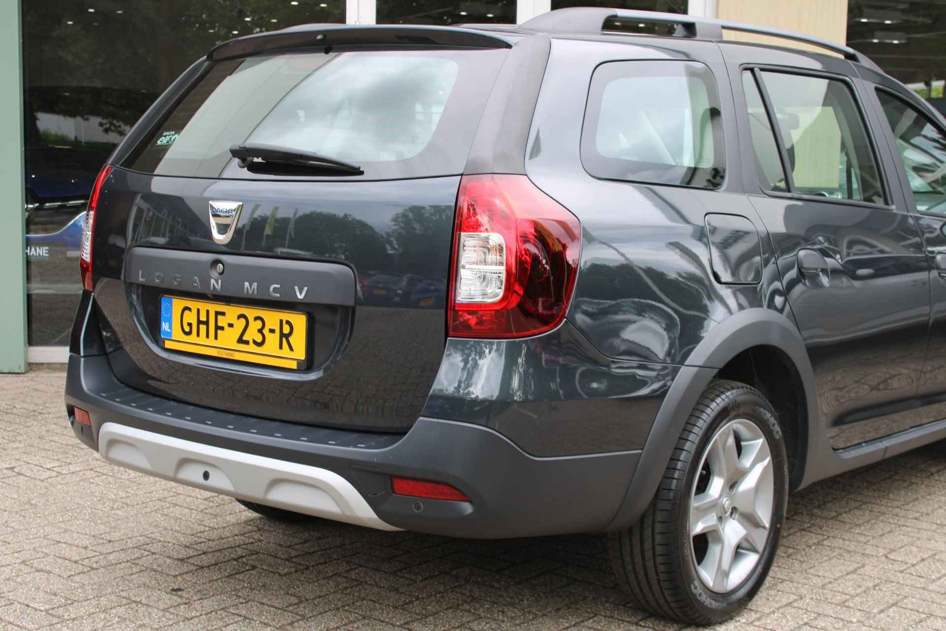 Dacia Logan MCV 0.9 TCe 90 Stepway | Navigatie | Achteruitrijcamera | Cruise control | - 28/33