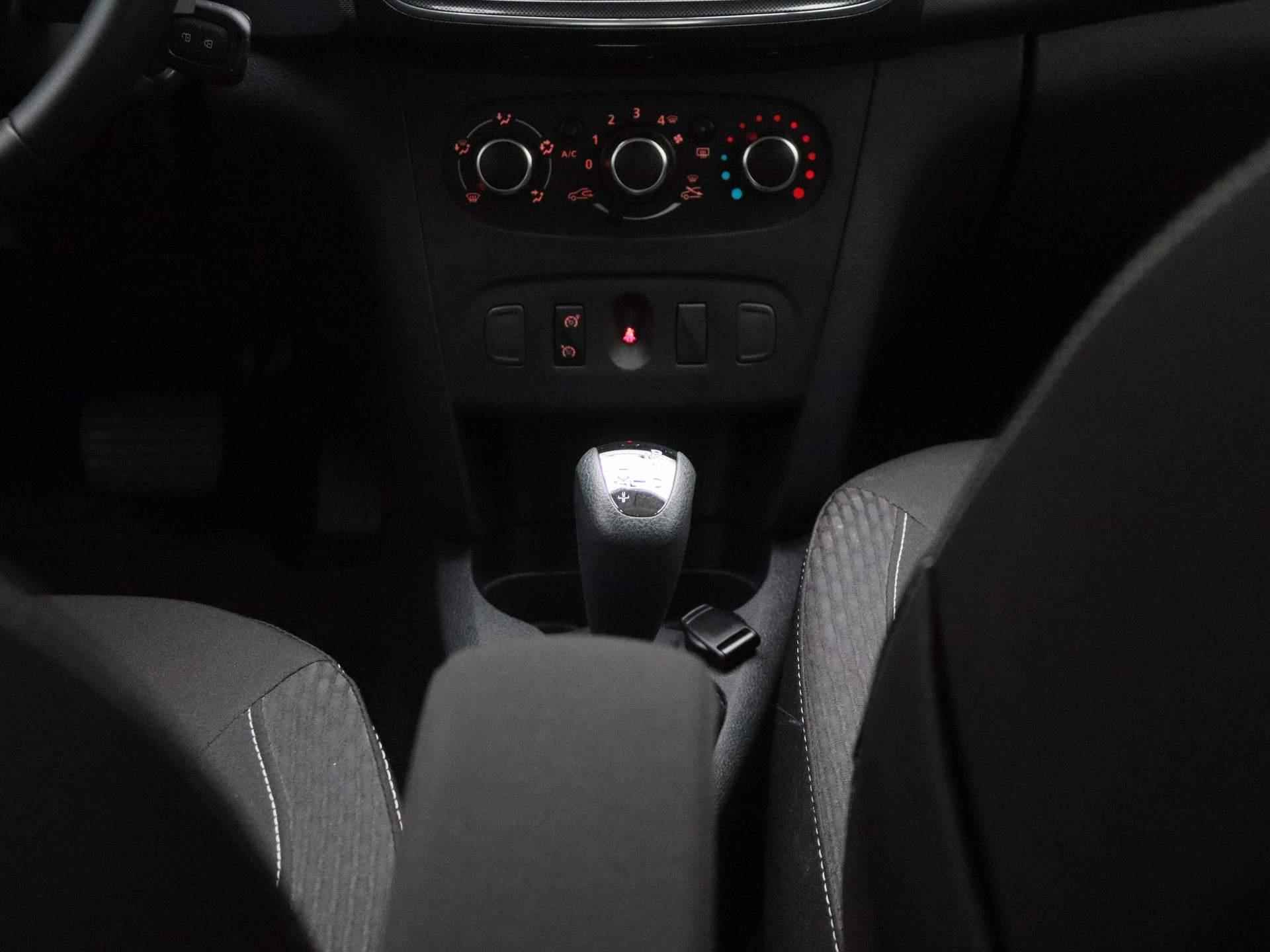 Dacia Sandero 0.9 TCe Easy-R Comfort Automaat | Navi | Airco | Bluetooth | Cruise | DAB | LED | Pack Medianav | Slechts 15.320 km! | - 10/36