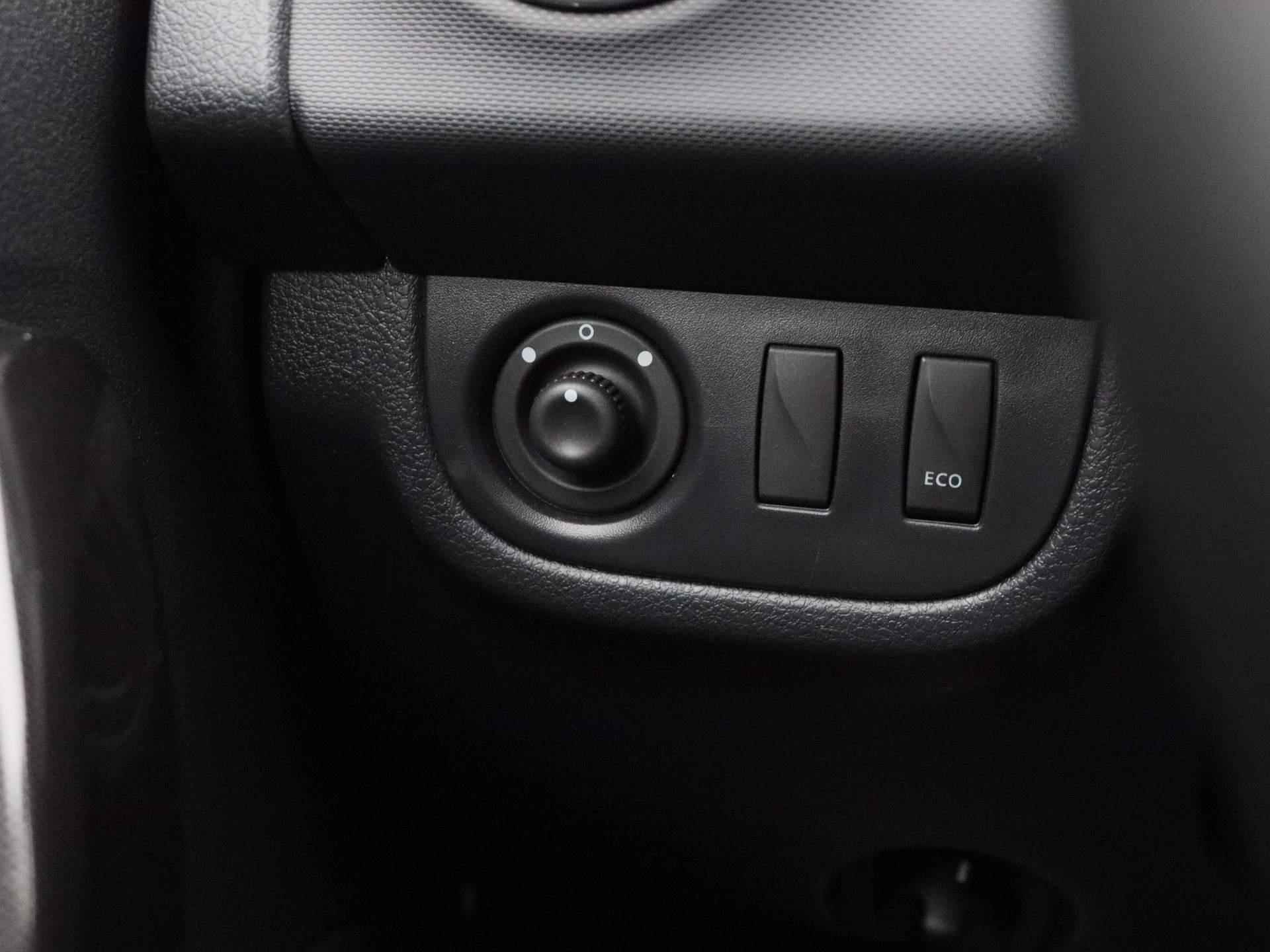 Dacia Sandero 0.9 TCe Easy-R Comfort Automaat | Navi | Airco | Bluetooth | Cruise | DAB | LED | Pack Medianav | Slechts 15.320 km! | - 25/36