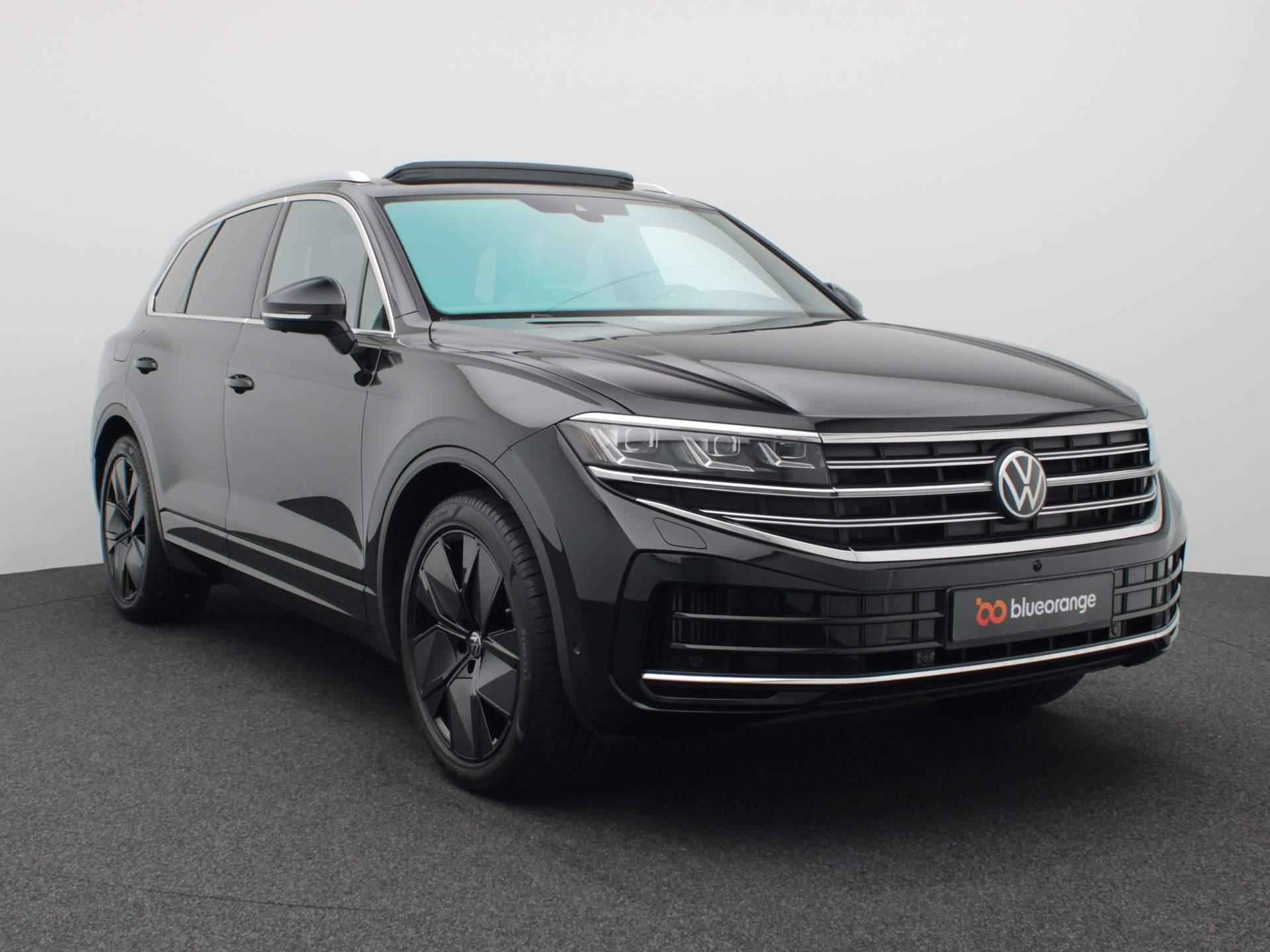 Volkswagen Touareg 3.0 TSi eHybrid 4MOTION Elegance 381PK DSG 360 gr. camera, head-up, leder, stoelventilatie, luchtvering, keyless, stoelverwarming&koeling, virtual pedal, alarm, 21'' lichtmetaal - 12/61