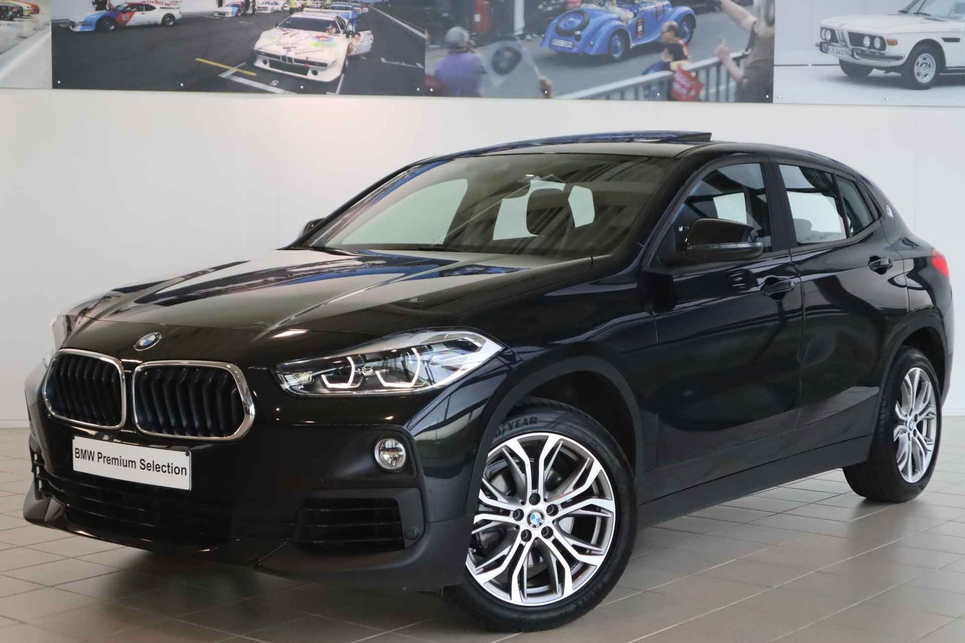 BMW X2 sDrive18i Sportstoelen | Glazen panoramadak - 30/30