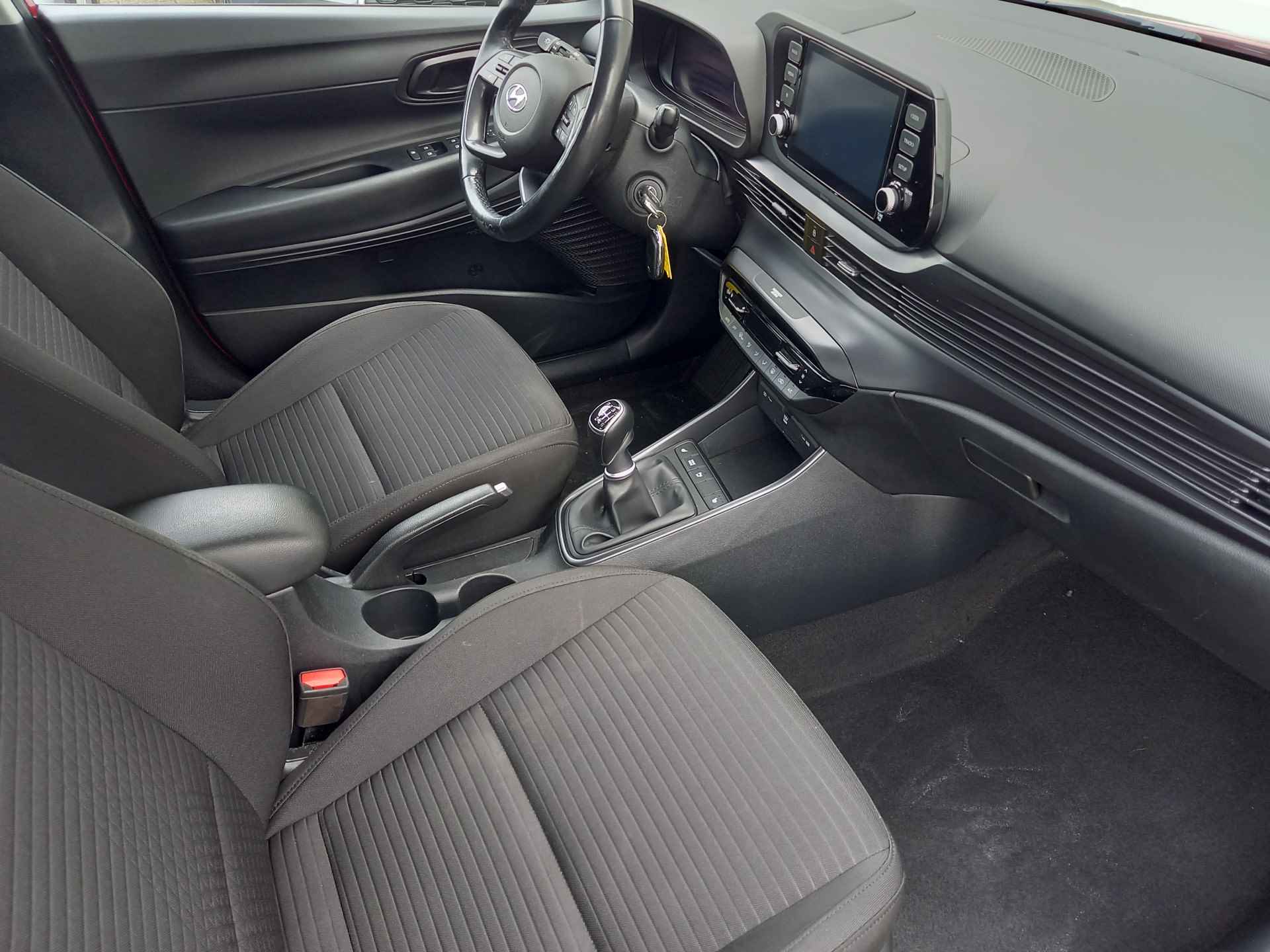 Hyundai i20 1.0 T-GDI Comfort met o.a. Apple/Android Navigatie, Stoel en stuur verwarming, Climate Control - 22/36