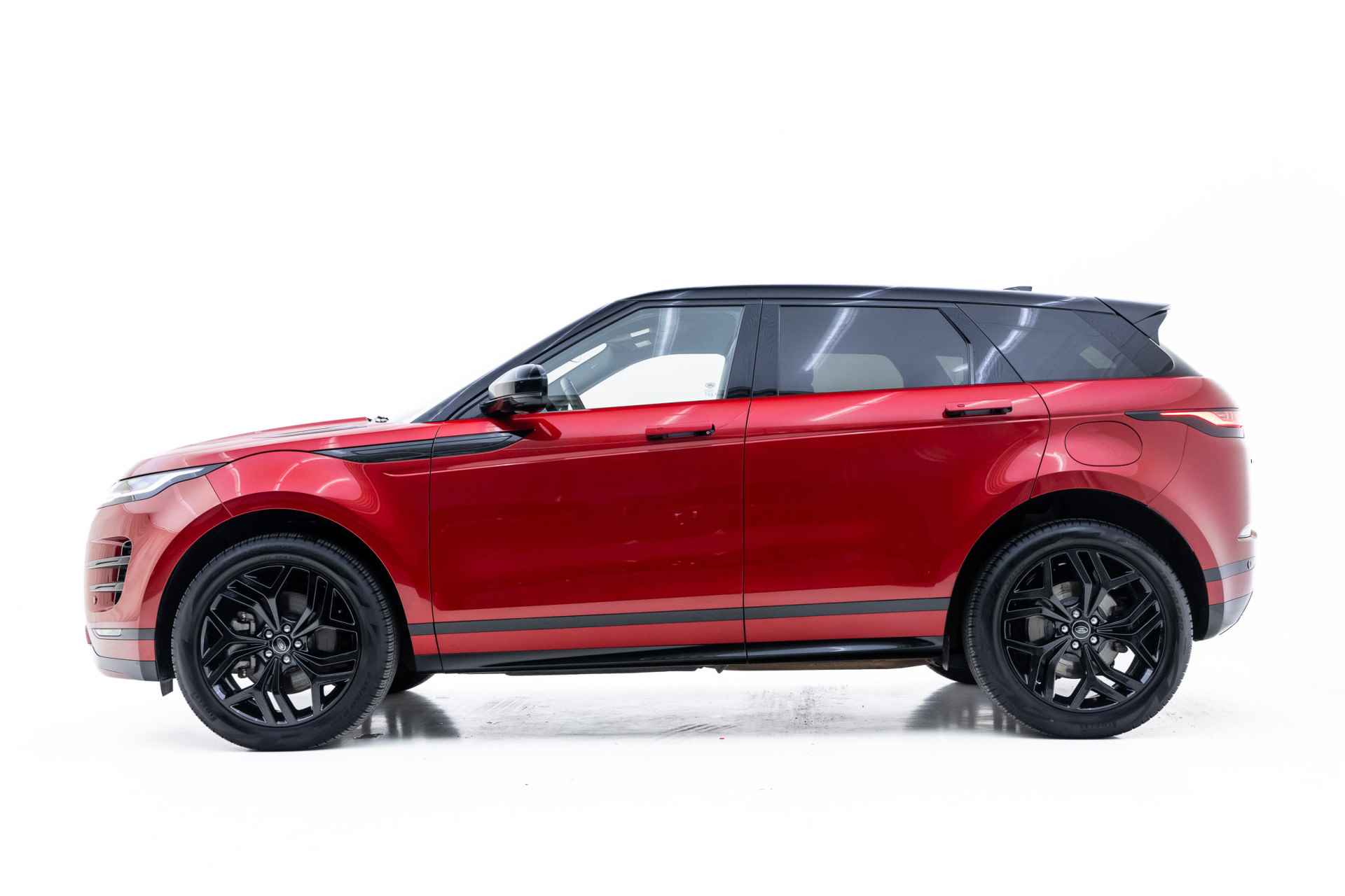 Land Rover Range Rover Evoque P300e R-Dynamic SE AWD | Cold Climate | 20 Inch | El. Trekhaak | Black Ext Pack | Meridian Audio | Drive Pack - 3/34