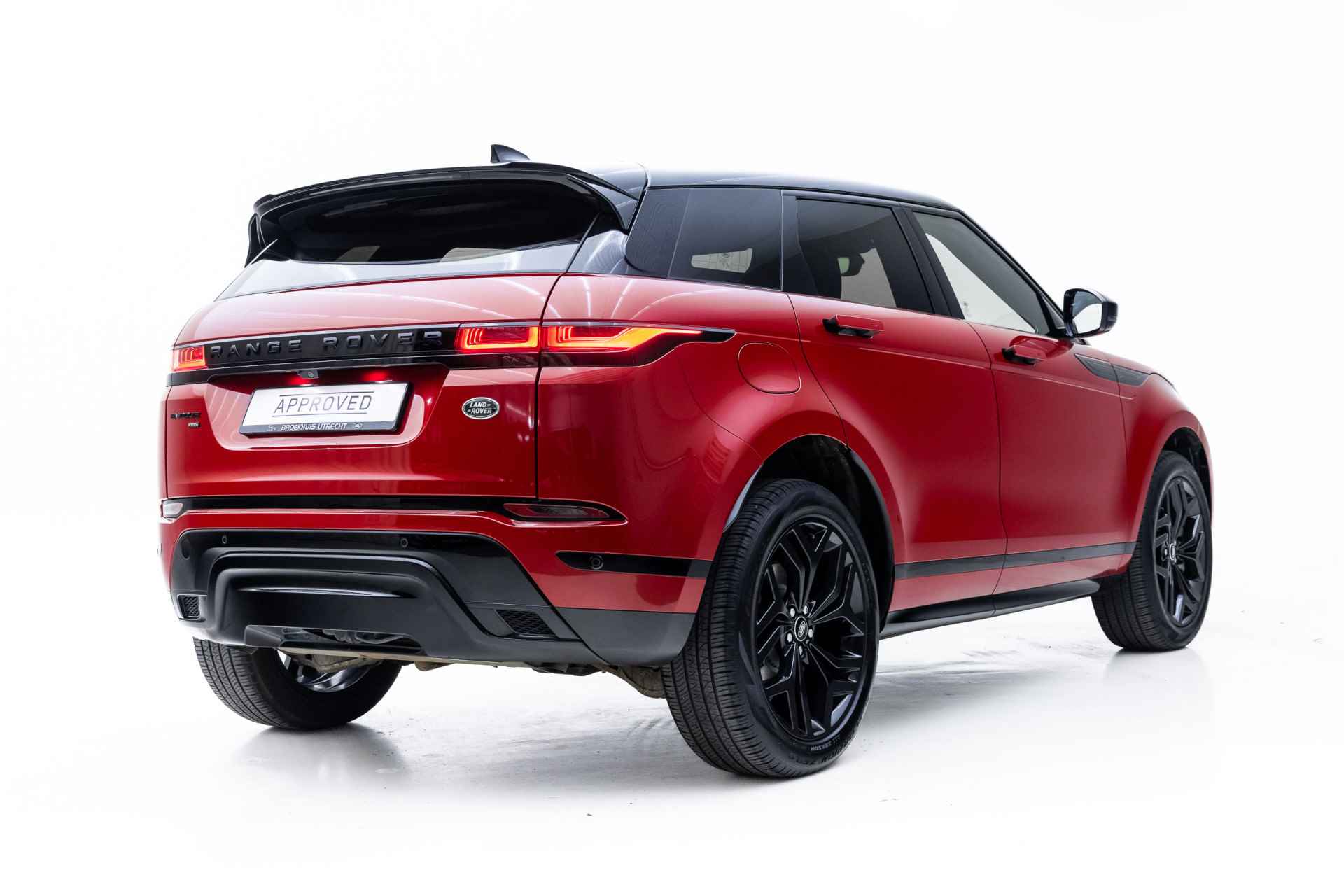 Land Rover Range Rover Evoque P300e R-Dynamic SE AWD | Cold Climate | 20 Inch | El. Trekhaak | Black Ext Pack | Meridian Audio | Drive Pack - 5/34