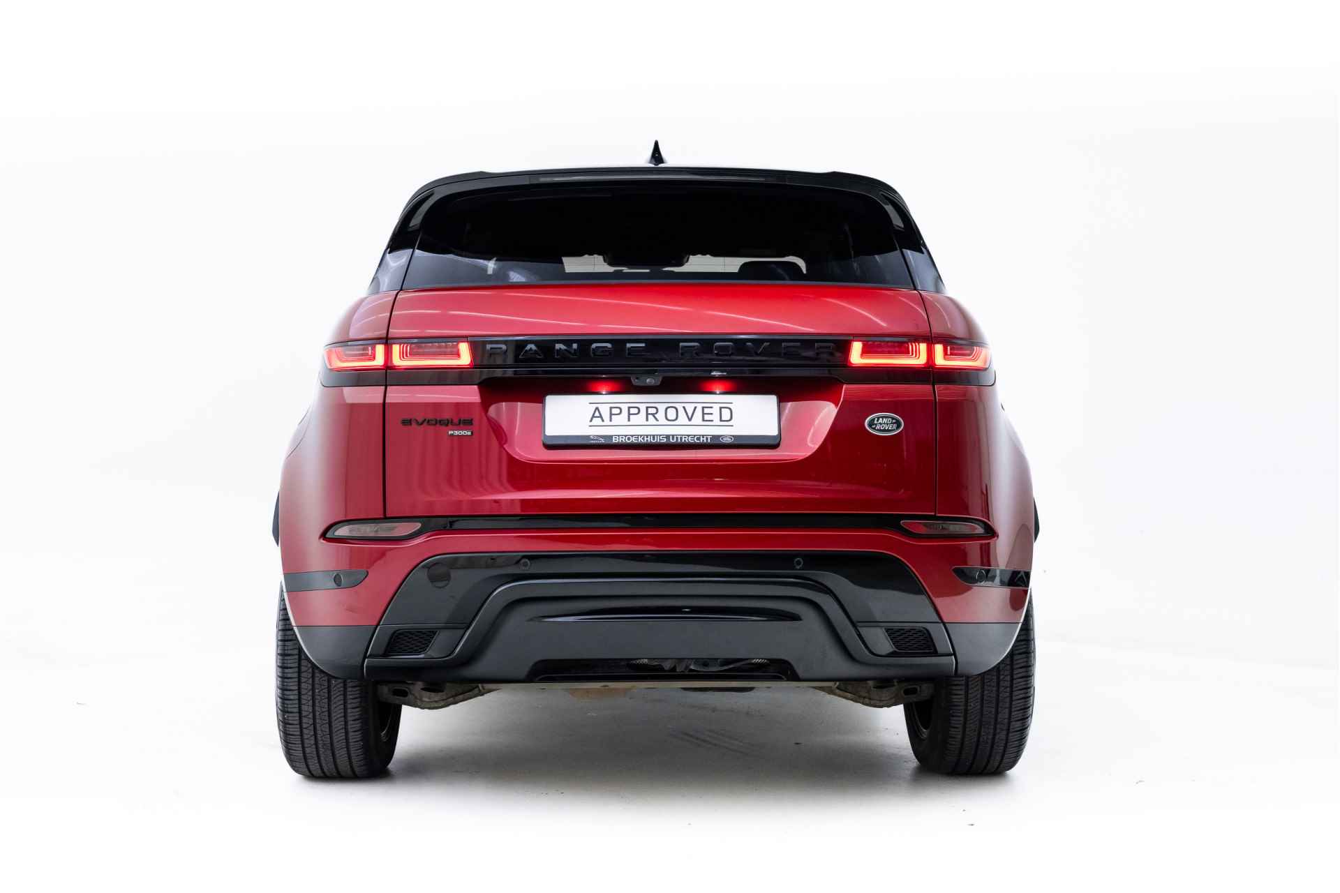 Land Rover Range Rover Evoque P300e R-Dynamic SE AWD | Cold Climate | 20 Inch | El. Trekhaak | Black Ext Pack | Meridian Audio | Drive Pack - 6/34