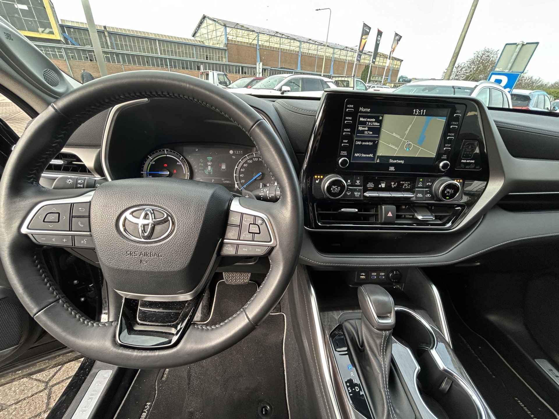 Toyota Highlander 2.5 AWD Hybrid Executive 7 Pers. Schuif/kanteldak, Navigatie, Lederen bekleding, JBL, Smart Key - 6/36