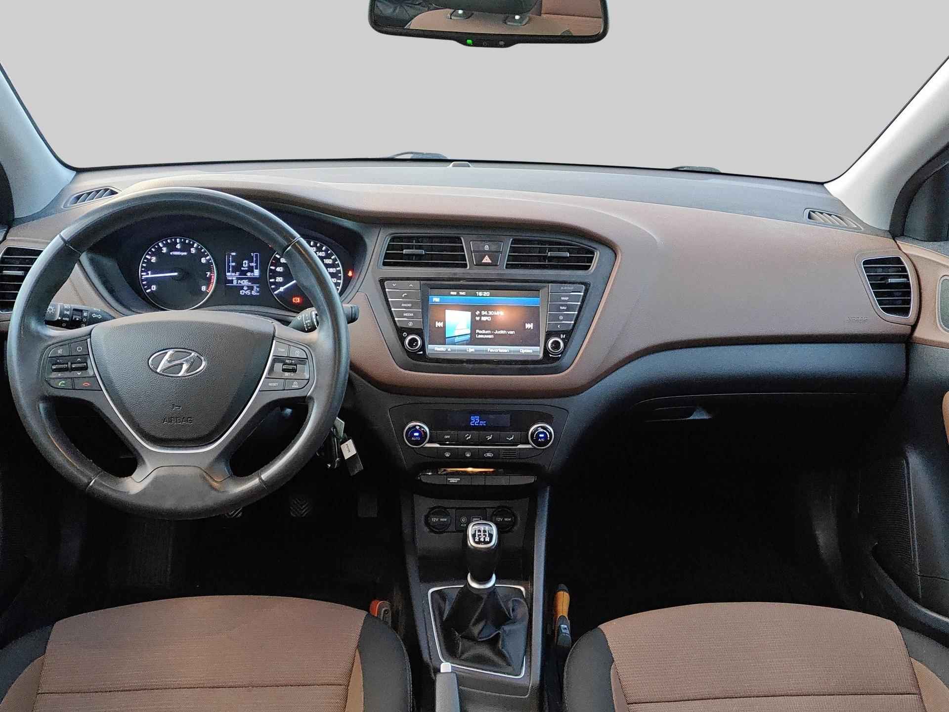 Hyundai i20 1.2 HP i-Motion Comfort | navigatie | cruise control | climate control - 11/24