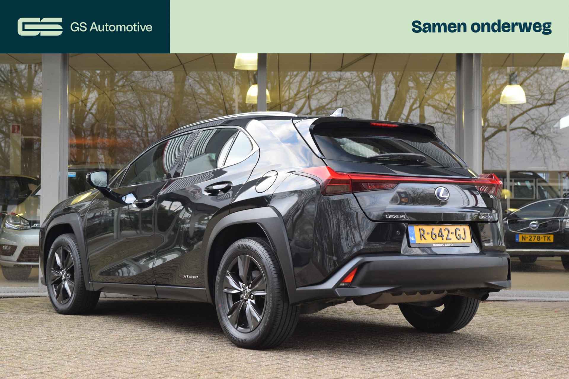 Lexus UX 250h Business Line met Leer/Stoelvw/Nav/Cam - 5/49