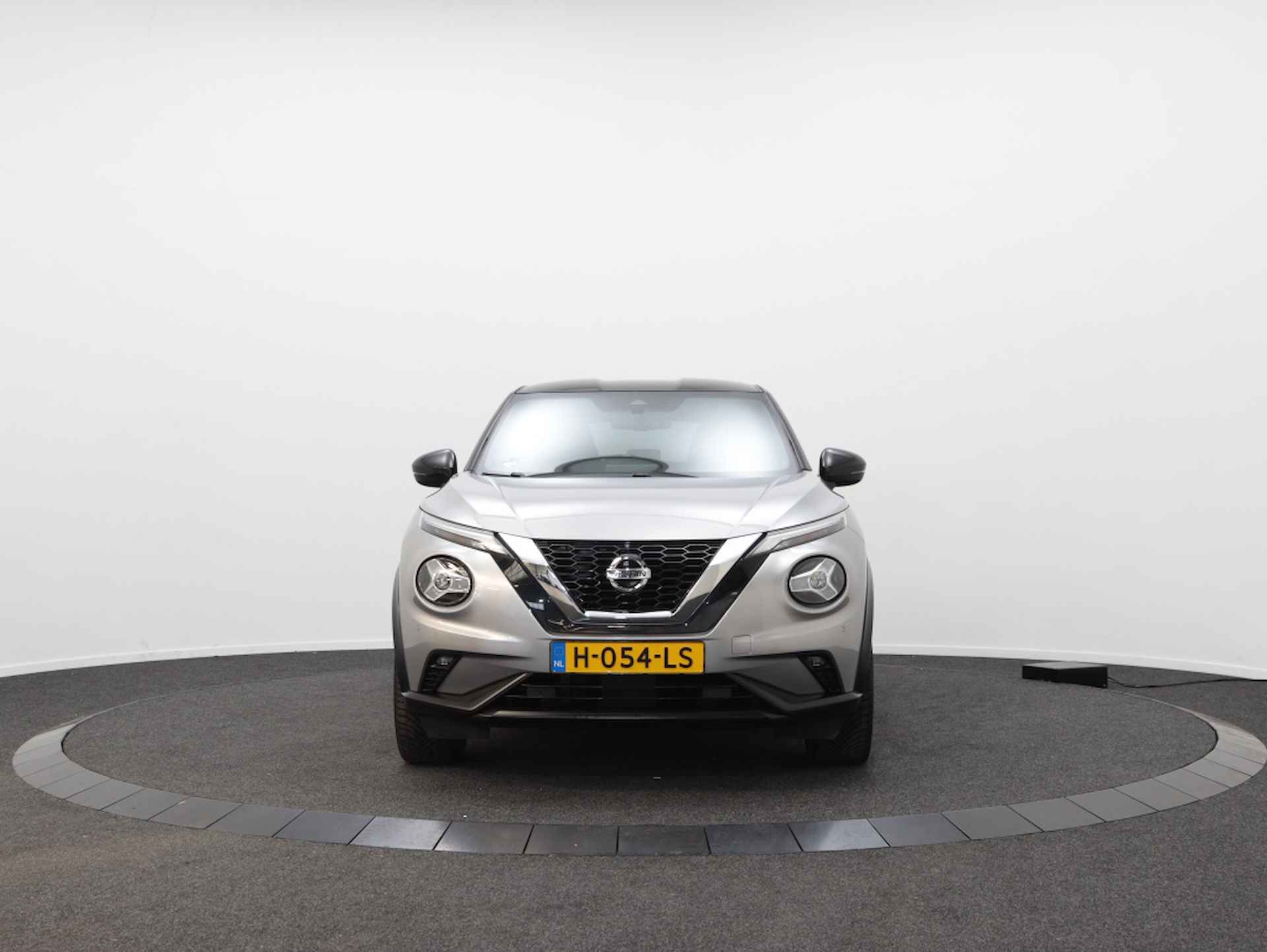 Nissan Juke 1.0 DIG-T Premire Edition | Navigatie | Stoel Verwarming | Airco - 14/44