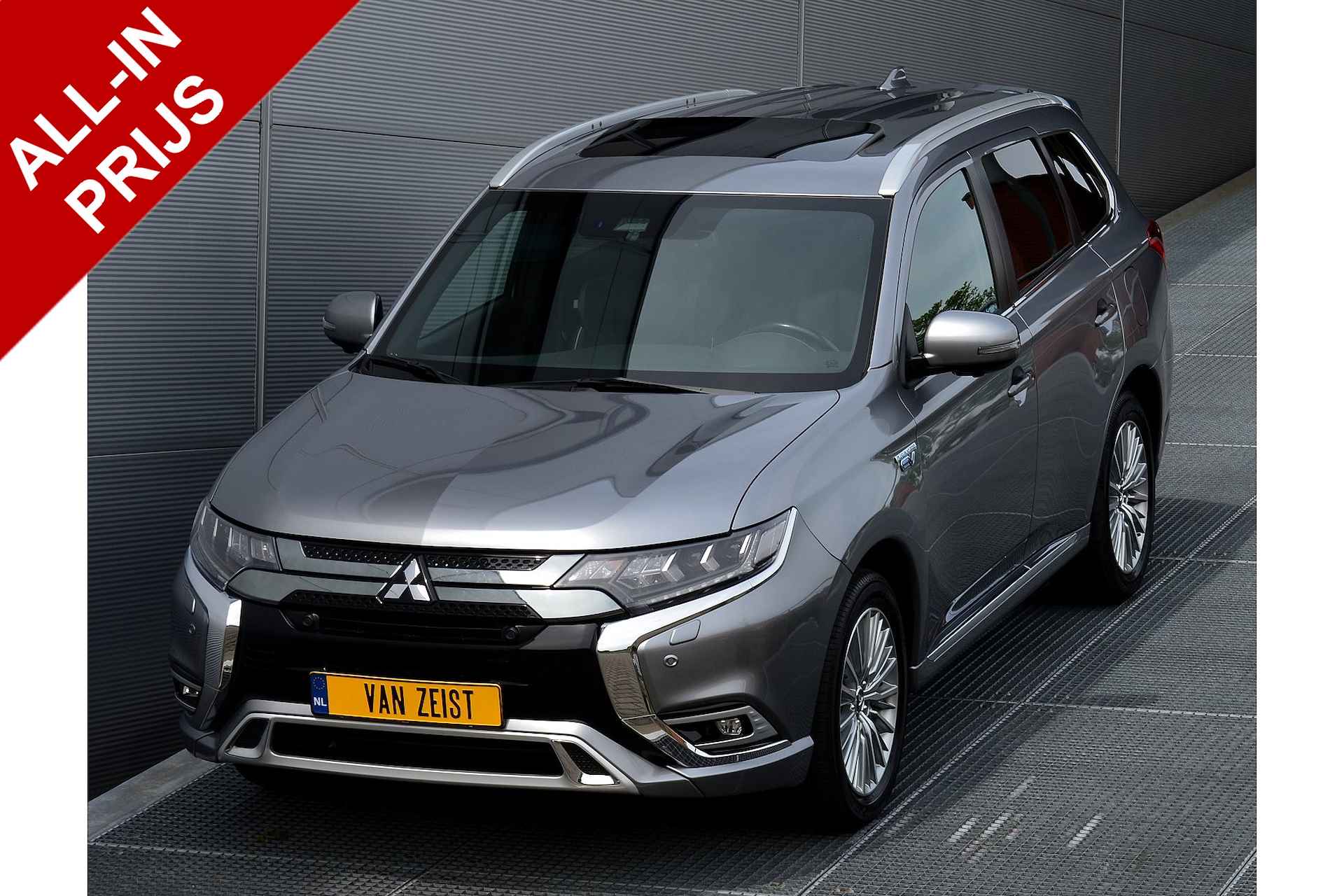 Mitsubishi Outlander PHEV 2.4 INSTYLE 4WD | PLUG IN HYBRID | V2G | FULL OPTIONS | SCHUIFDAK | ADAPTIEF CRUISE | FABRIEKGARANTIE TOT 17-03-2025 | ALL IN RIJKLAARPRIJS - 1/52