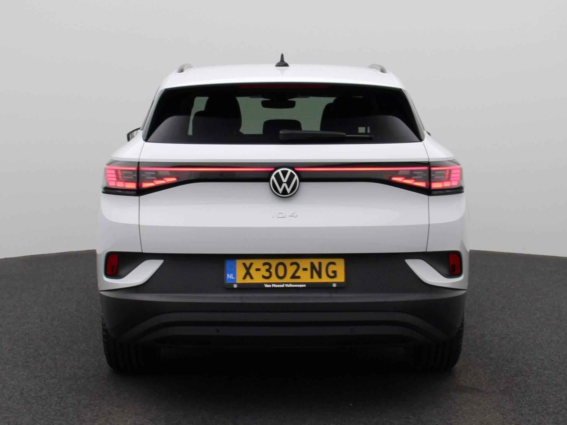 Volkswagen ID.4 Pure 52 kWh 148 PK DSG | Fabrieksgarantie tm 02-2027 | Navigatie | Matrix-LED koplampen | Achteruitrijcamera | Stoelverwarming voor | Stuurverwarming | Dodehoek sensoren | 360 camera | Keyless entry | Elektrische achterklep met sensorsturing | Privacy glas (donker getint) | - 6/41